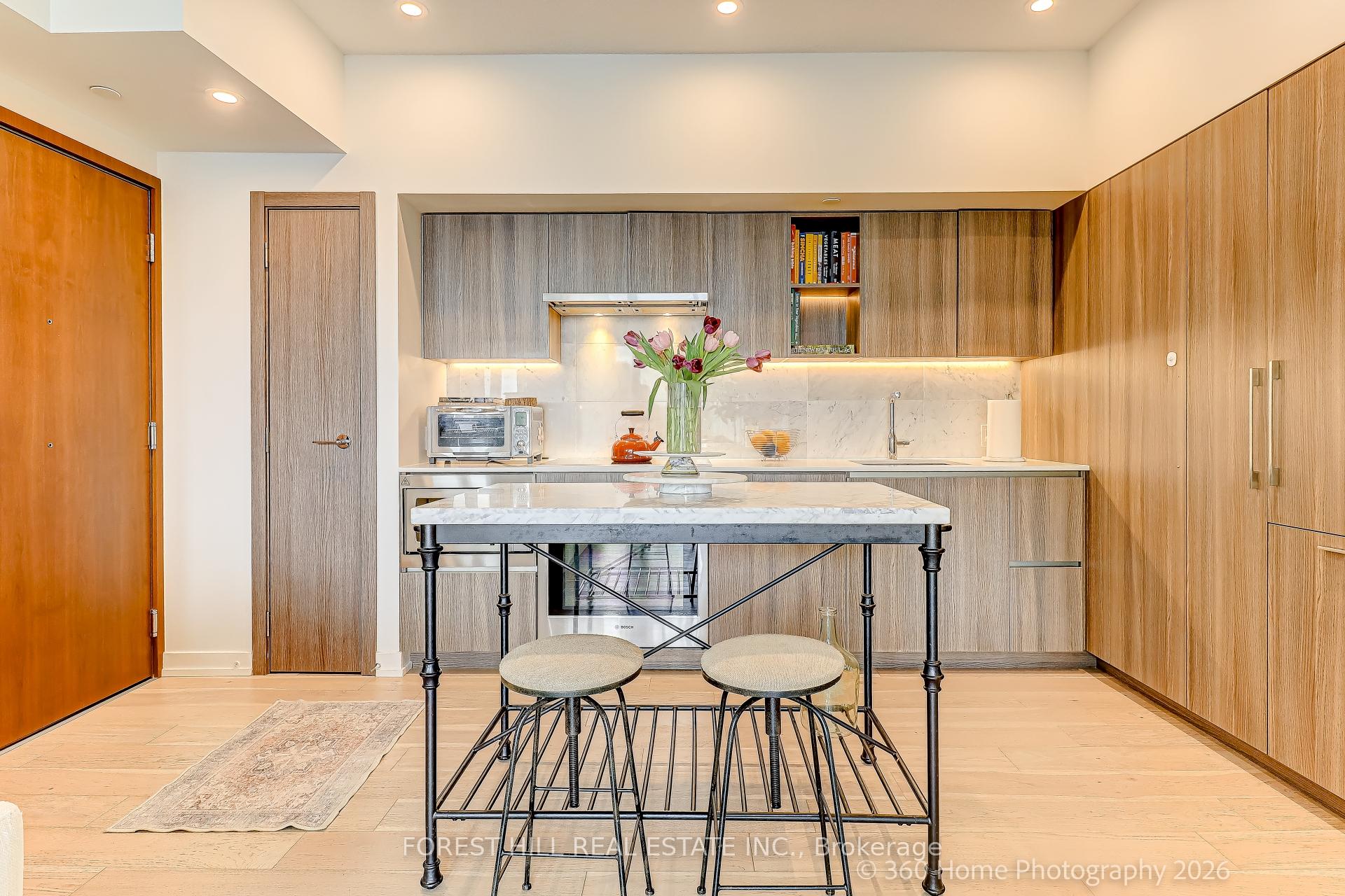 Photo 6 of Unit 1215, 17 Bathurst Street, Toronto, Waterfront Communities — HOMEH