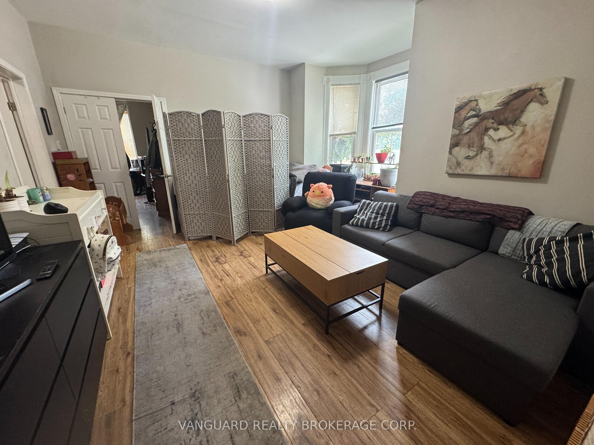 Photo 10 of 76 Wellington Street, New Tecumseth, Alliston — HOMEH