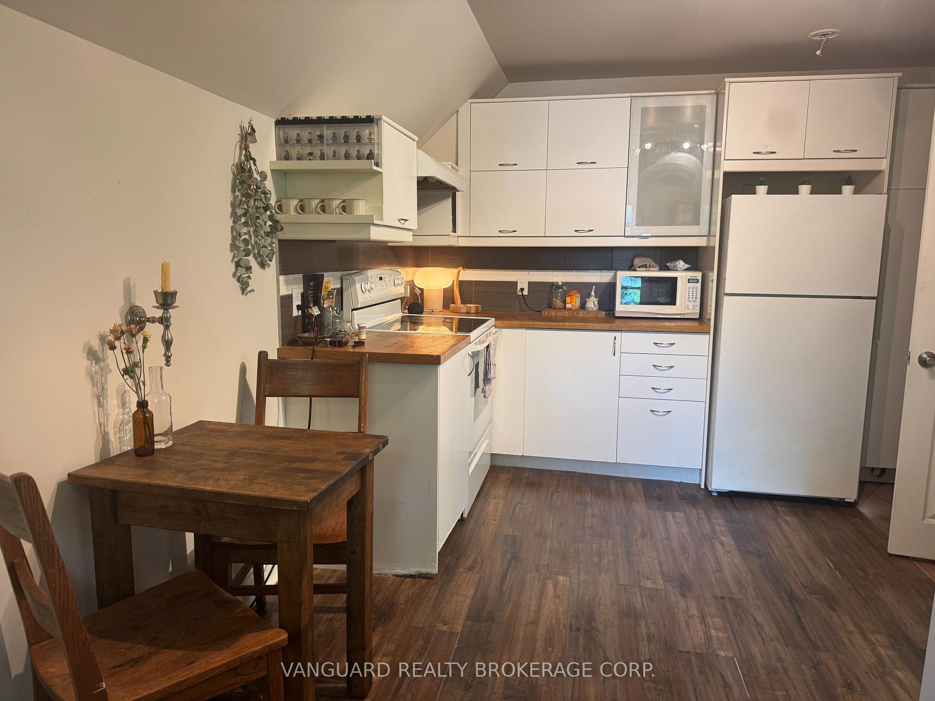 Photo 22 of 76 Wellington Street, New Tecumseth, Alliston — HOMEH