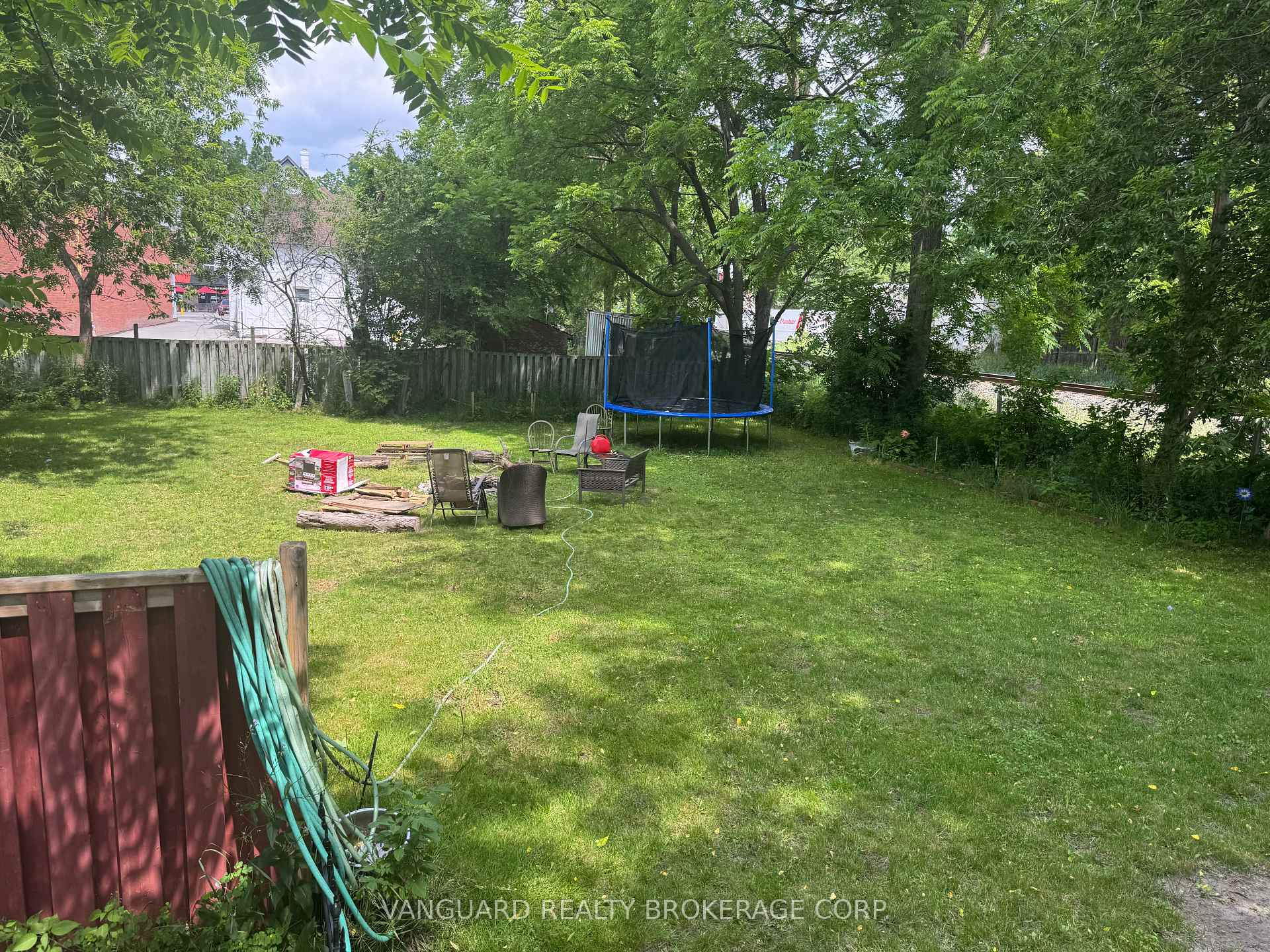 Photo 27 of 76 Wellington Street, New Tecumseth, Alliston — HOMEH