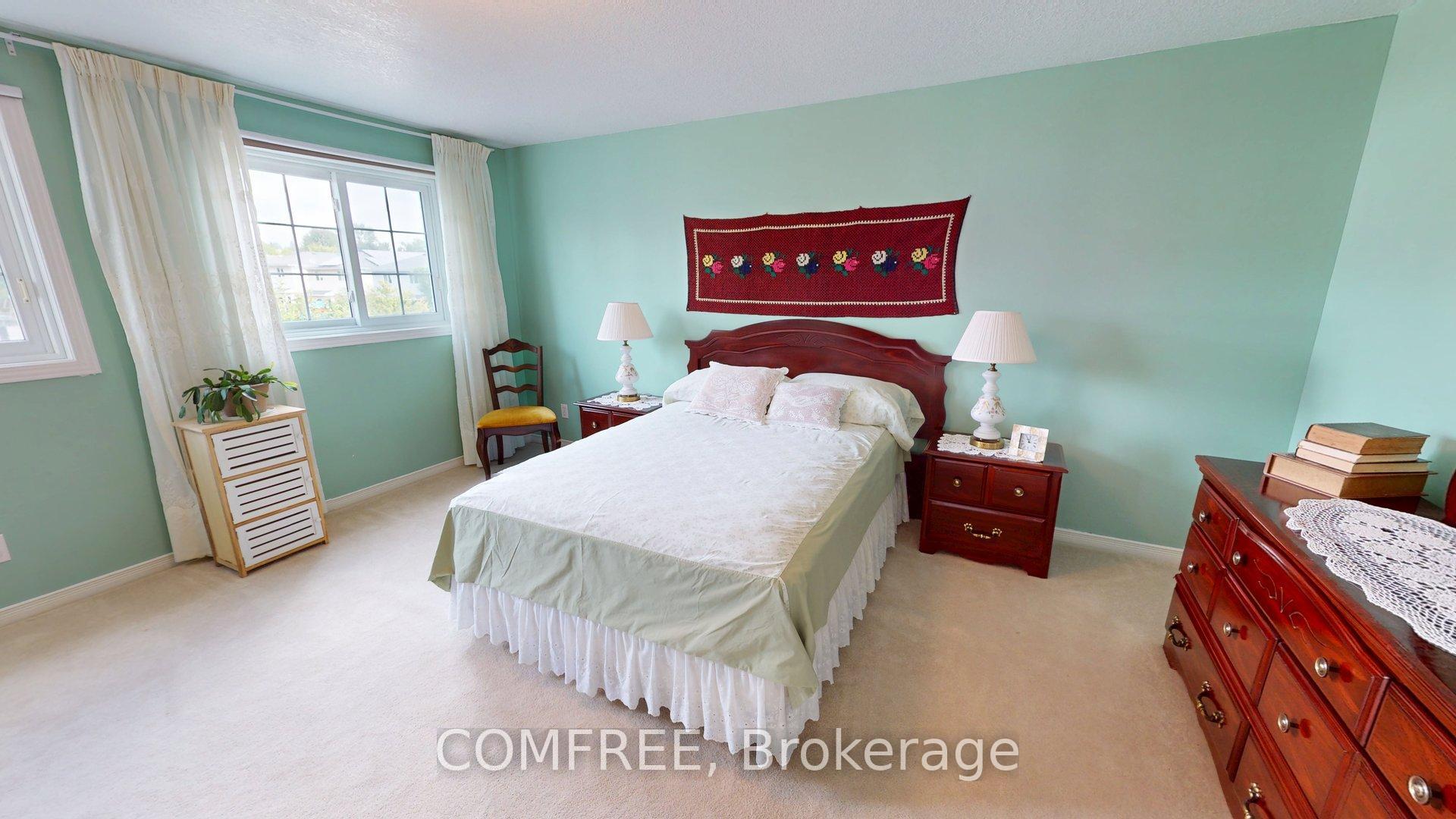 Photo 17 of 115 Resurrection Drive, Kitchener, Highland West — HOMEH