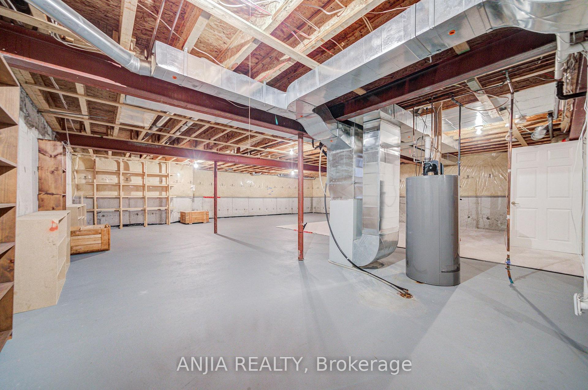 Photo 38 of 52 Augusta Drive Way, Markham, Greensborough — HOMEH