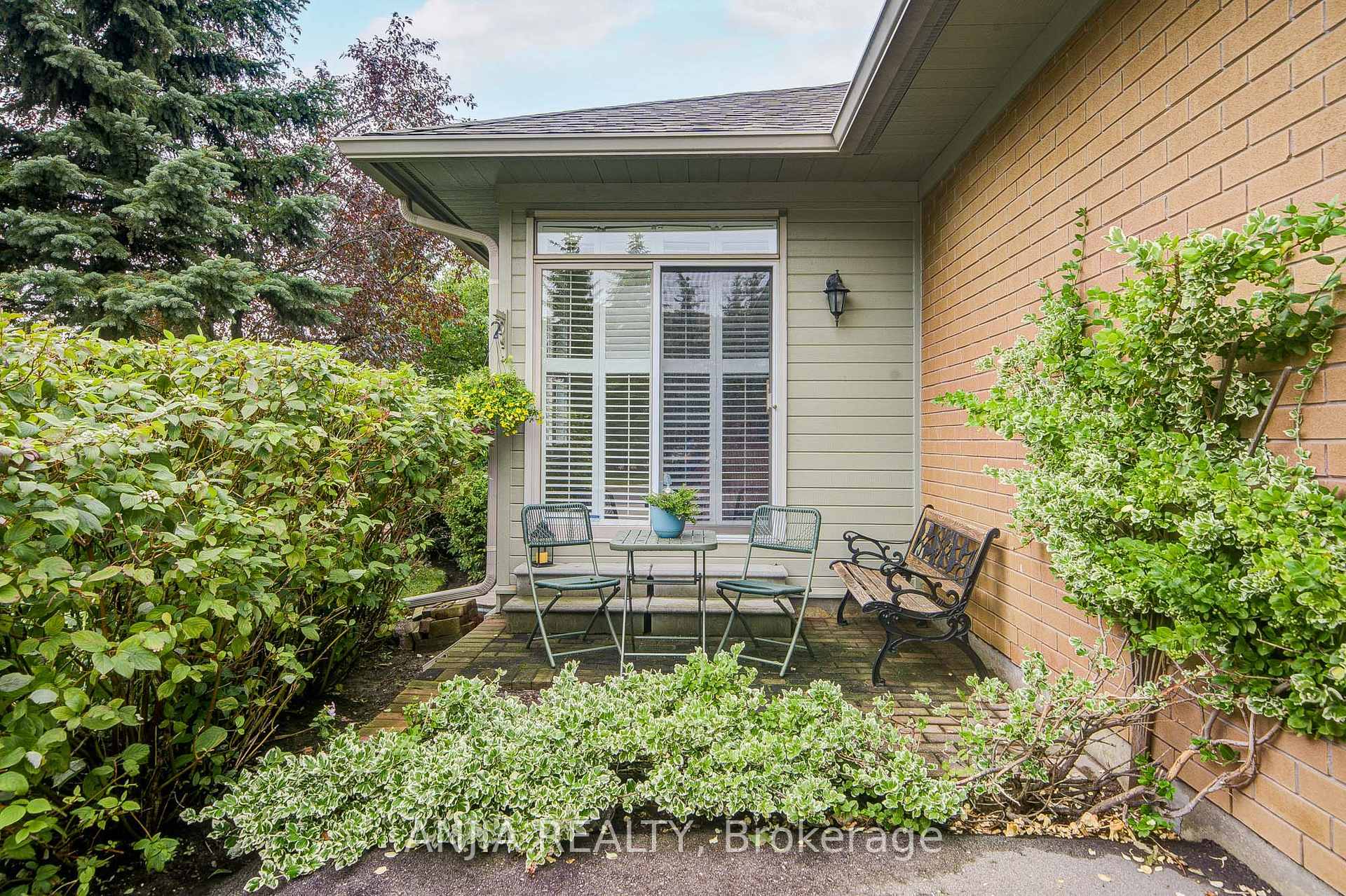 Photo 39 of 52 Augusta Drive Way, Markham, Greensborough — HOMEH