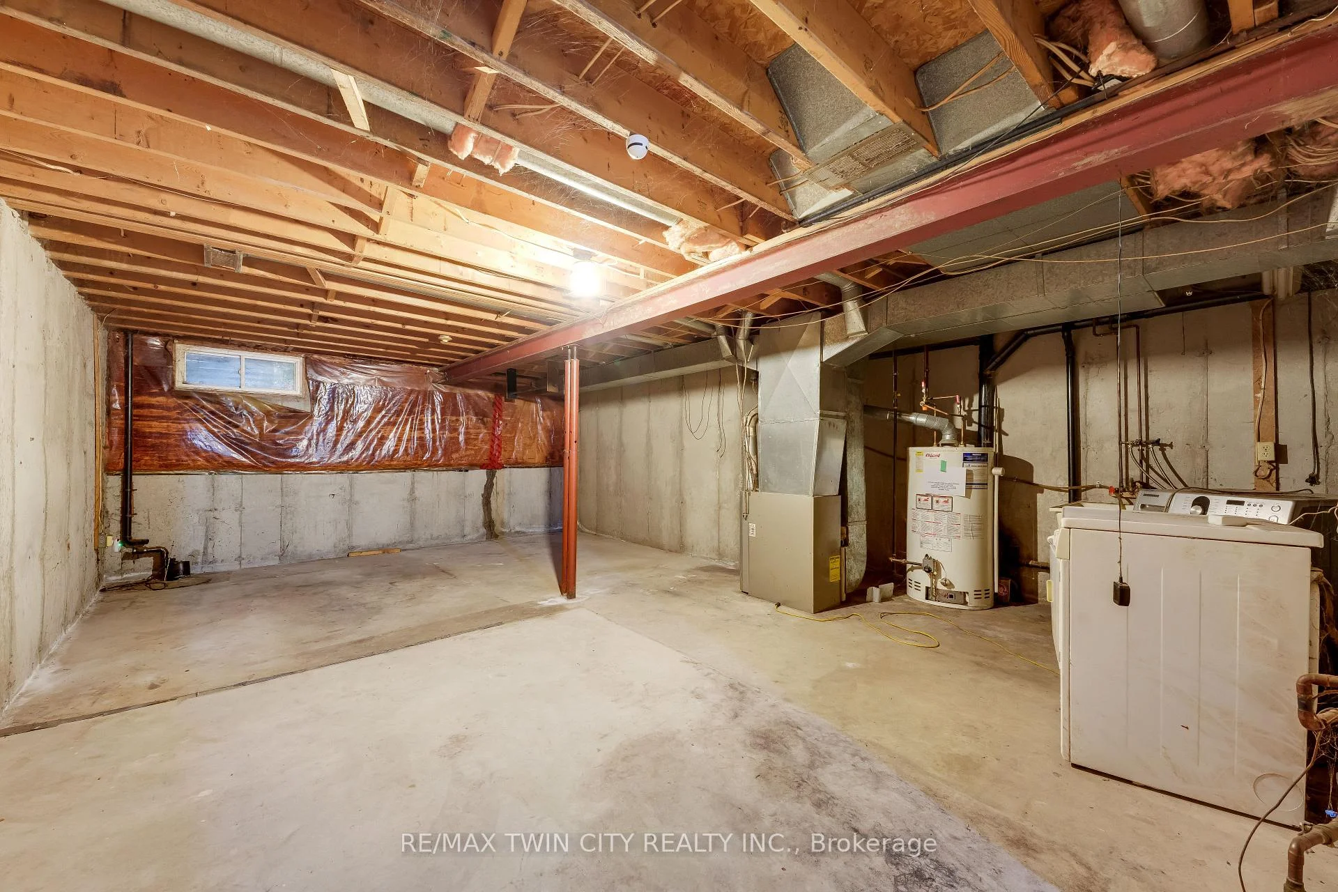Photo 21 of Unit 2, 25 Valleyview Road, Kitchener, Laurentian Hills — HOMEH