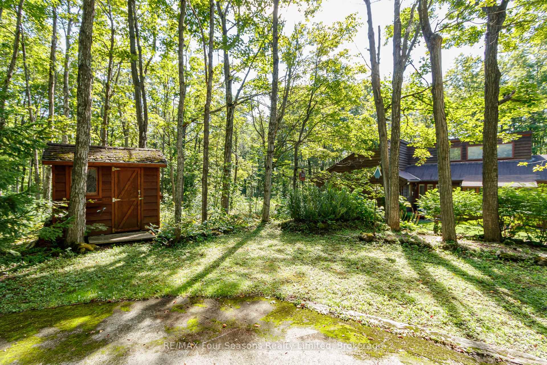 Photo 5 of 1415 County Rd 124, Clearview, Rural Clearview — HOMEH