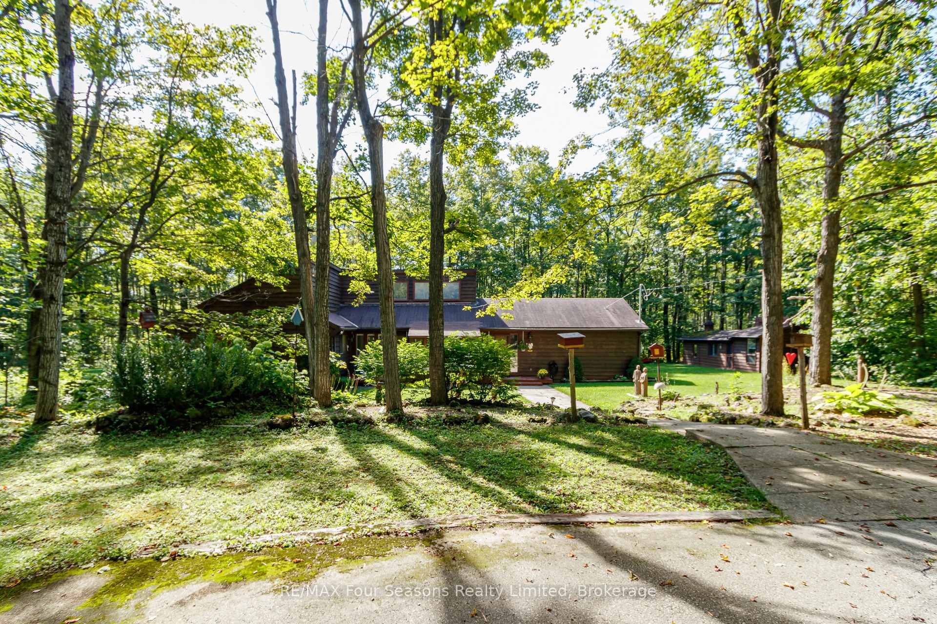 Photo 6 of 1415 County Rd 124, Clearview, Rural Clearview — HOMEH