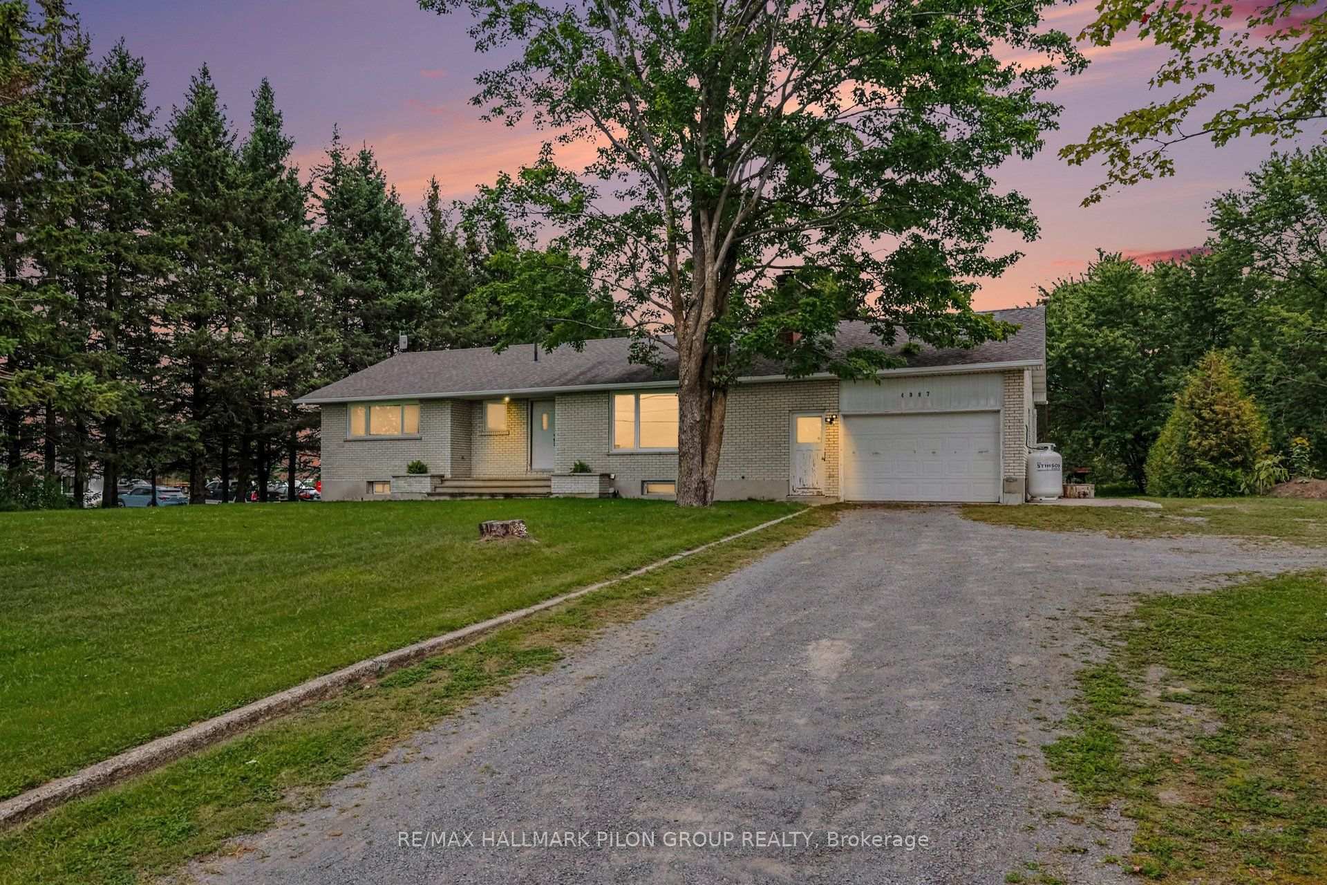 Photo 1 of 4987 Frank Kenny Road, Ottawa, Sarsfield/Bearbrook — HOMEH