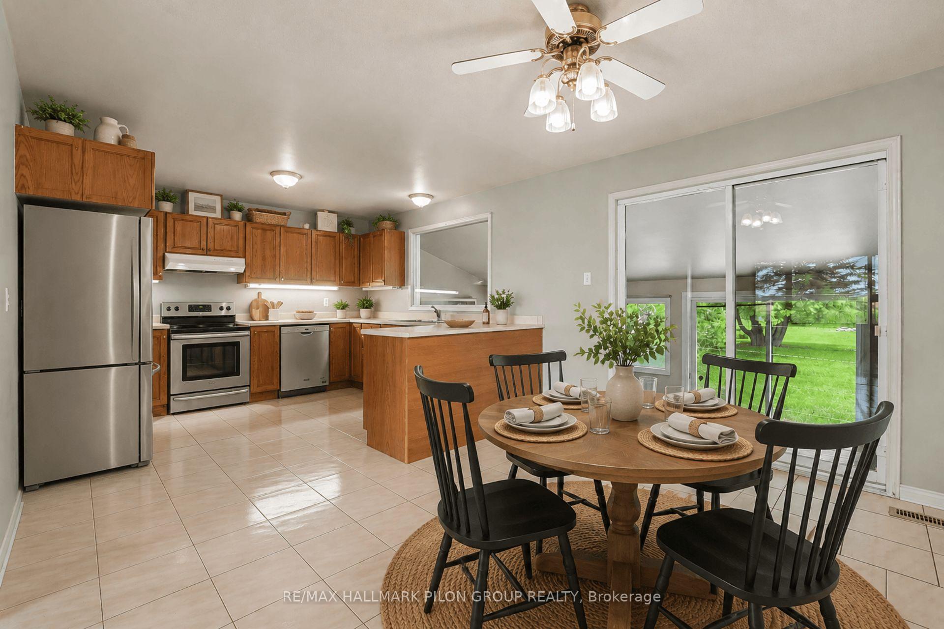 Photo 6 of 4987 Frank Kenny Road, Ottawa, Sarsfield/Bearbrook — HOMEH