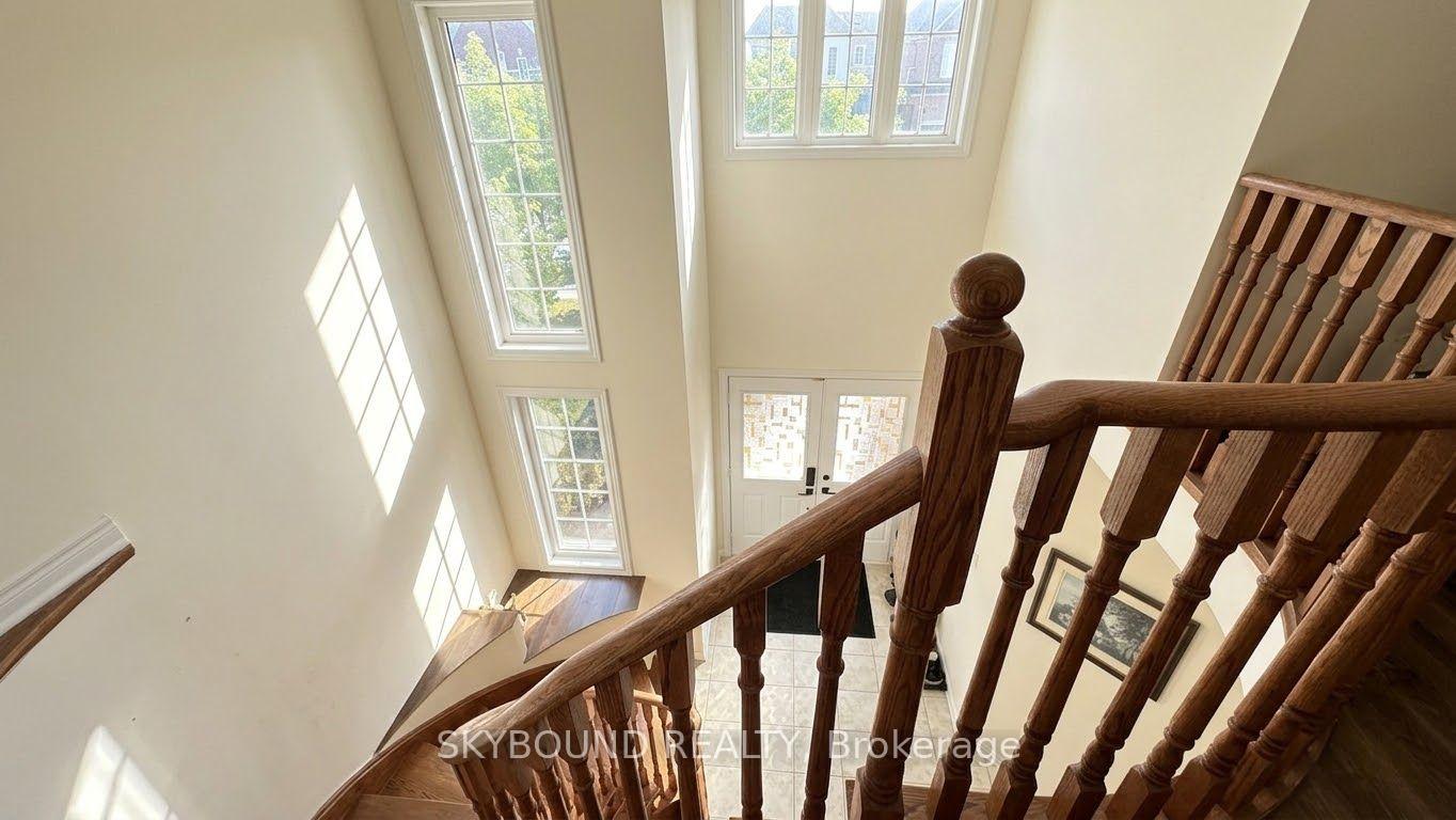 Photo 4 of 3777 Quiet Creek Drive, Mississauga, Churchill Meadows — HOMEH
