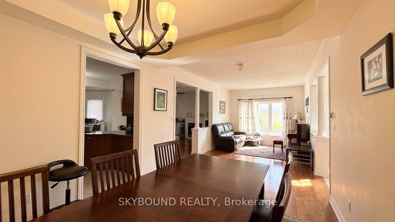 Photo 8 of 3777 Quiet Creek Drive, Mississauga, Churchill Meadows — HOMEH