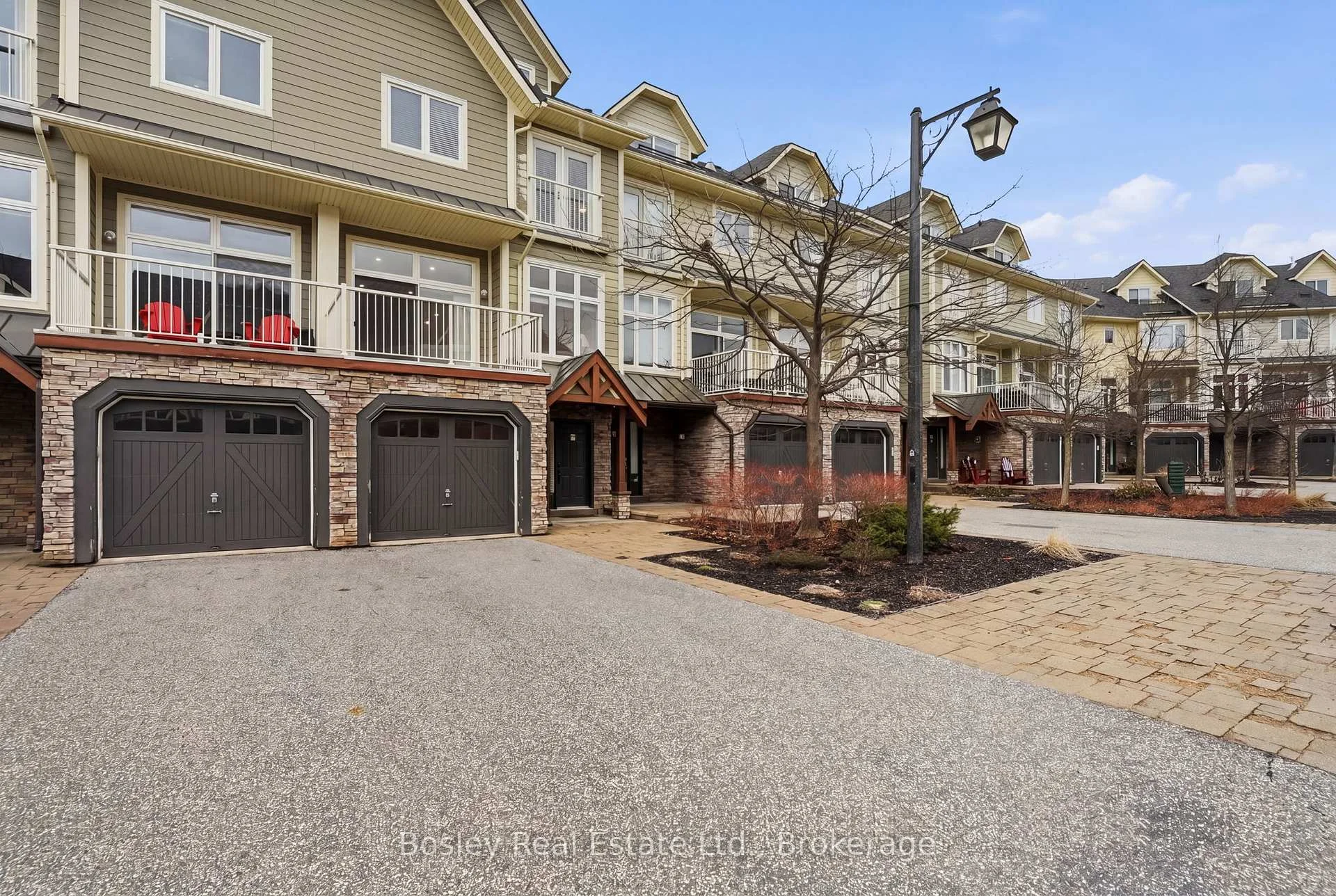 Photo 3 of Unit 8, 104 Farmgate Road, Blue Mountains — HOMEH