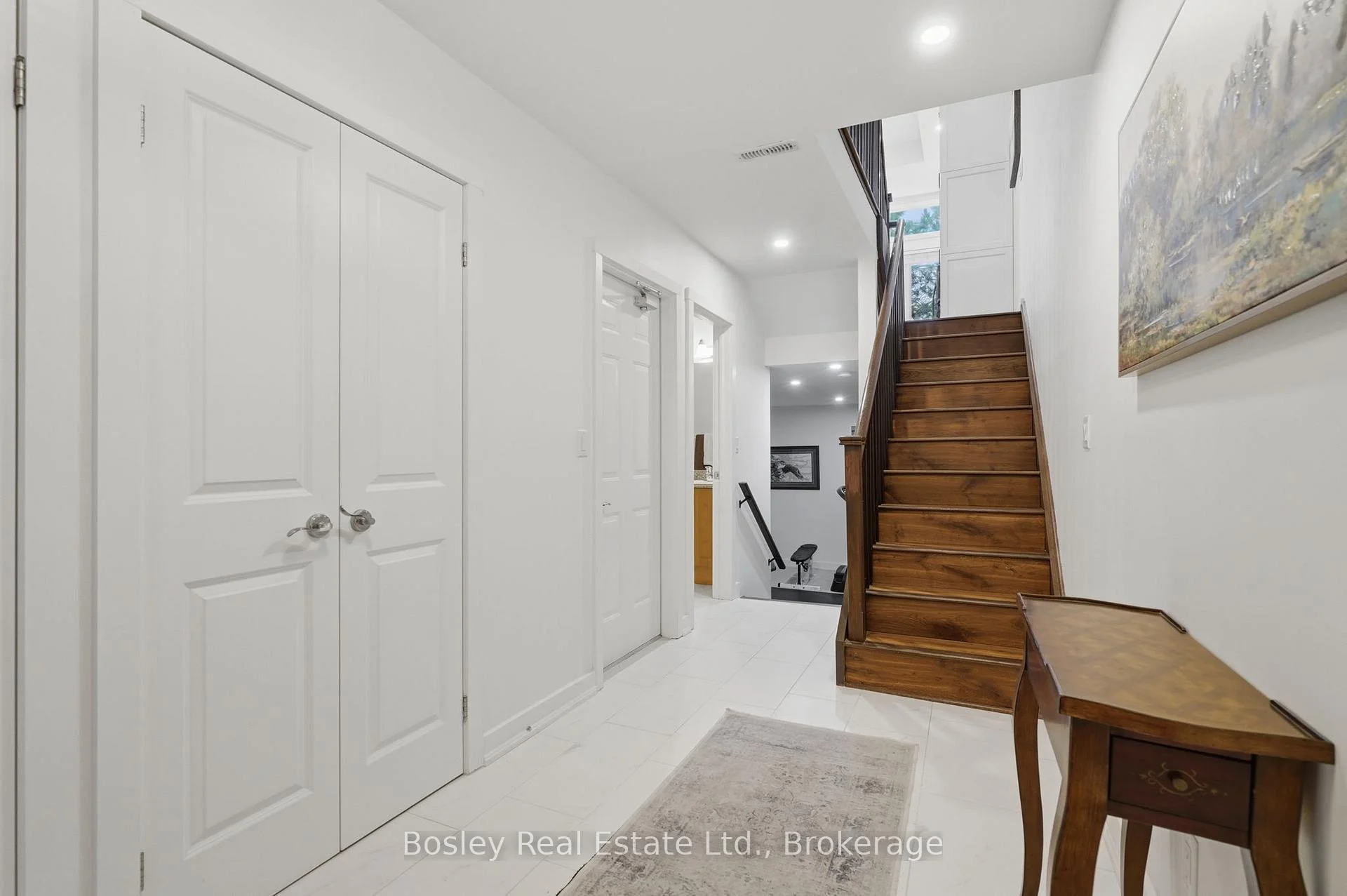 Photo 8 of Unit 8, 104 Farmgate Road, Blue Mountains — HOMEH