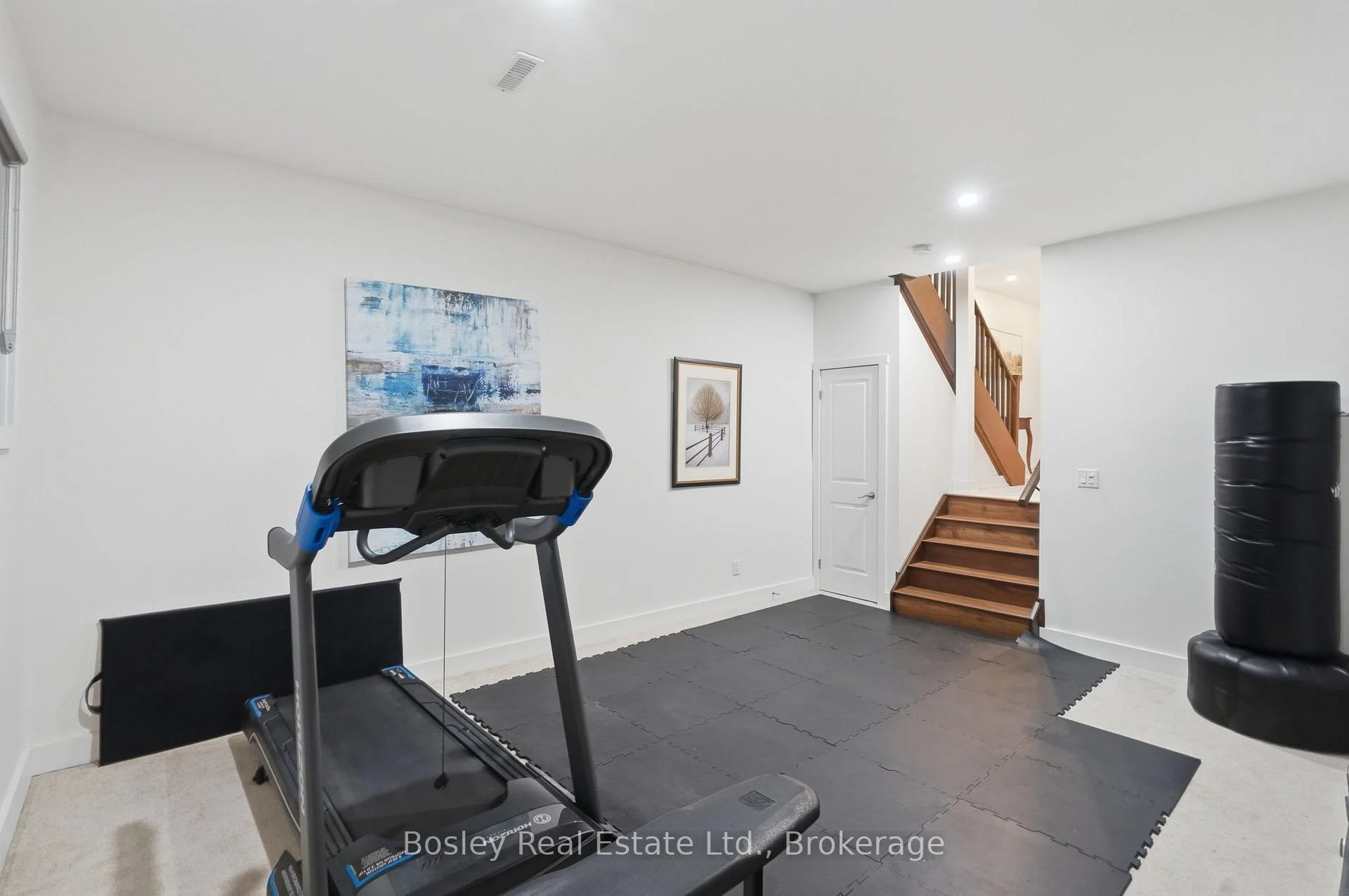 Photo 16 of Unit 8, 104 Farmgate Road, Blue Mountains — HOMEH