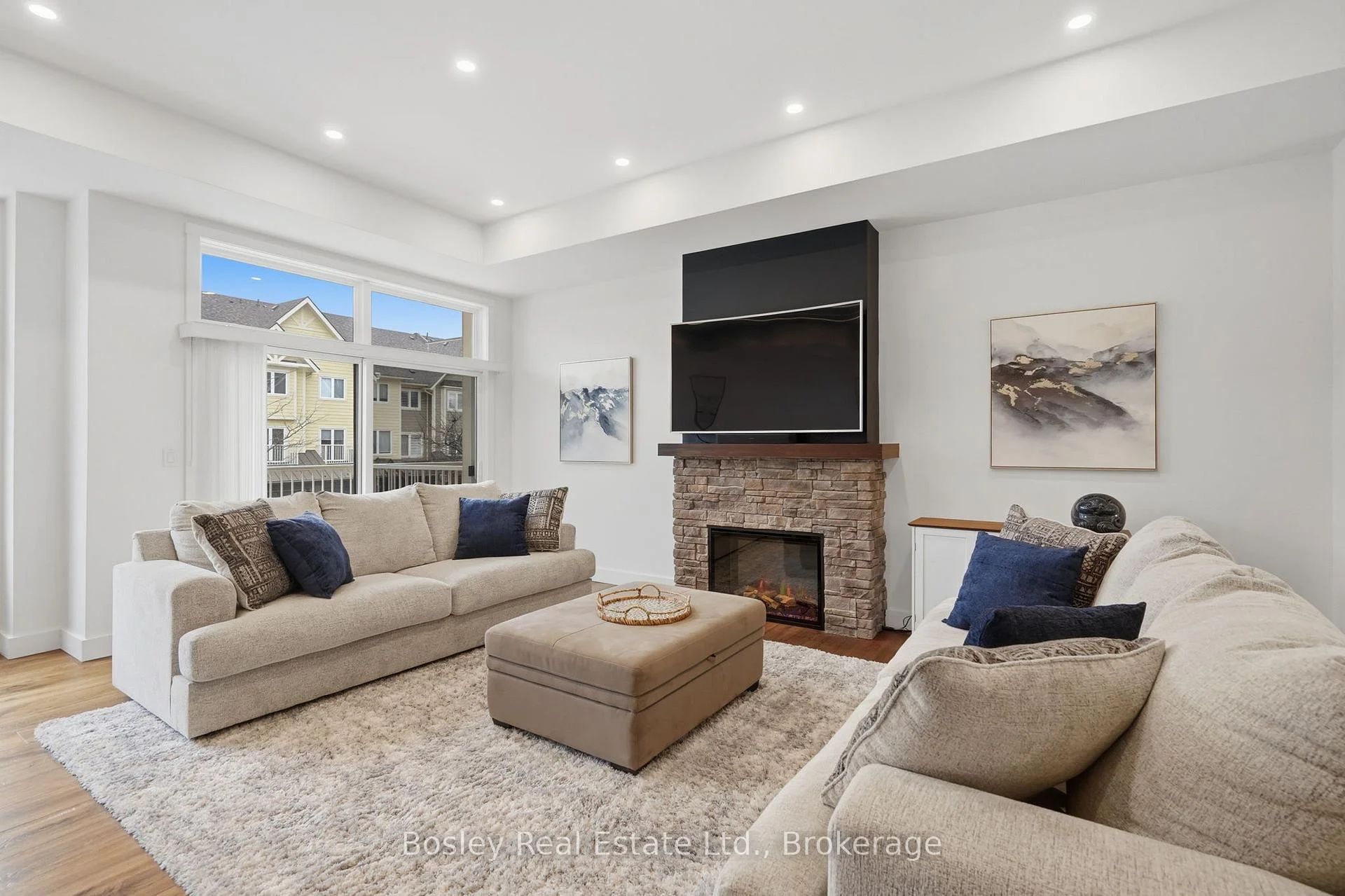 Photo 30 of Unit 8, 104 Farmgate Road, Blue Mountains — HOMEH
