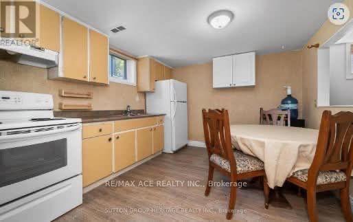 Photo 5 of Unit Bsmt, 127 Poplar Road, Scarborough, West Hill — HOMEH