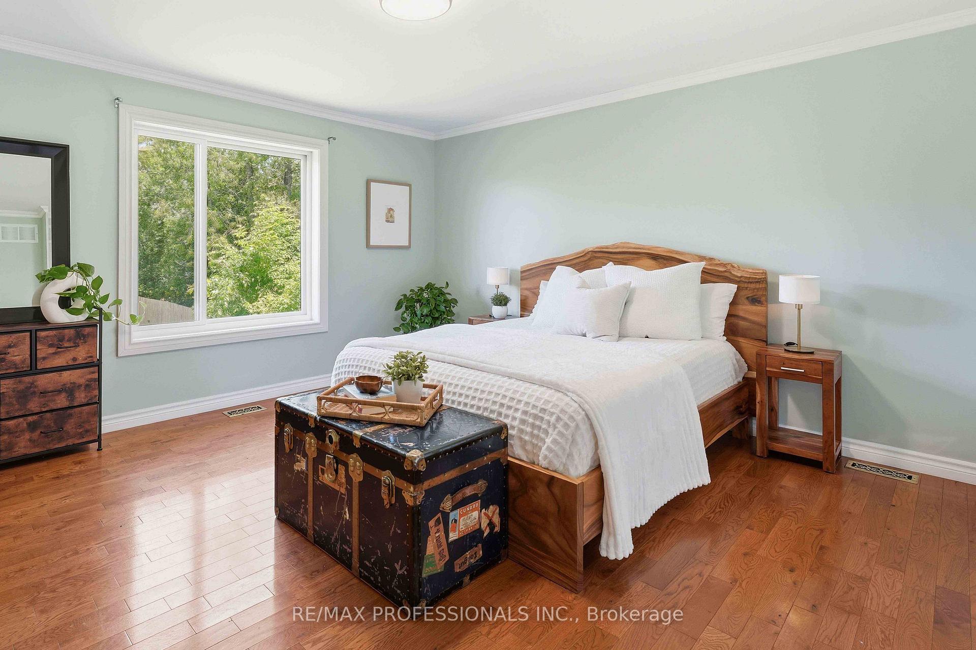 Photo 16 of 101 Maple Avenue, Georgina, Sutton & Jackson's Point — HOMEH