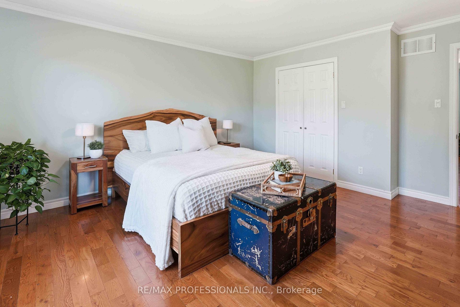 Photo 17 of 101 Maple Avenue, Georgina, Sutton & Jackson's Point — HOMEH