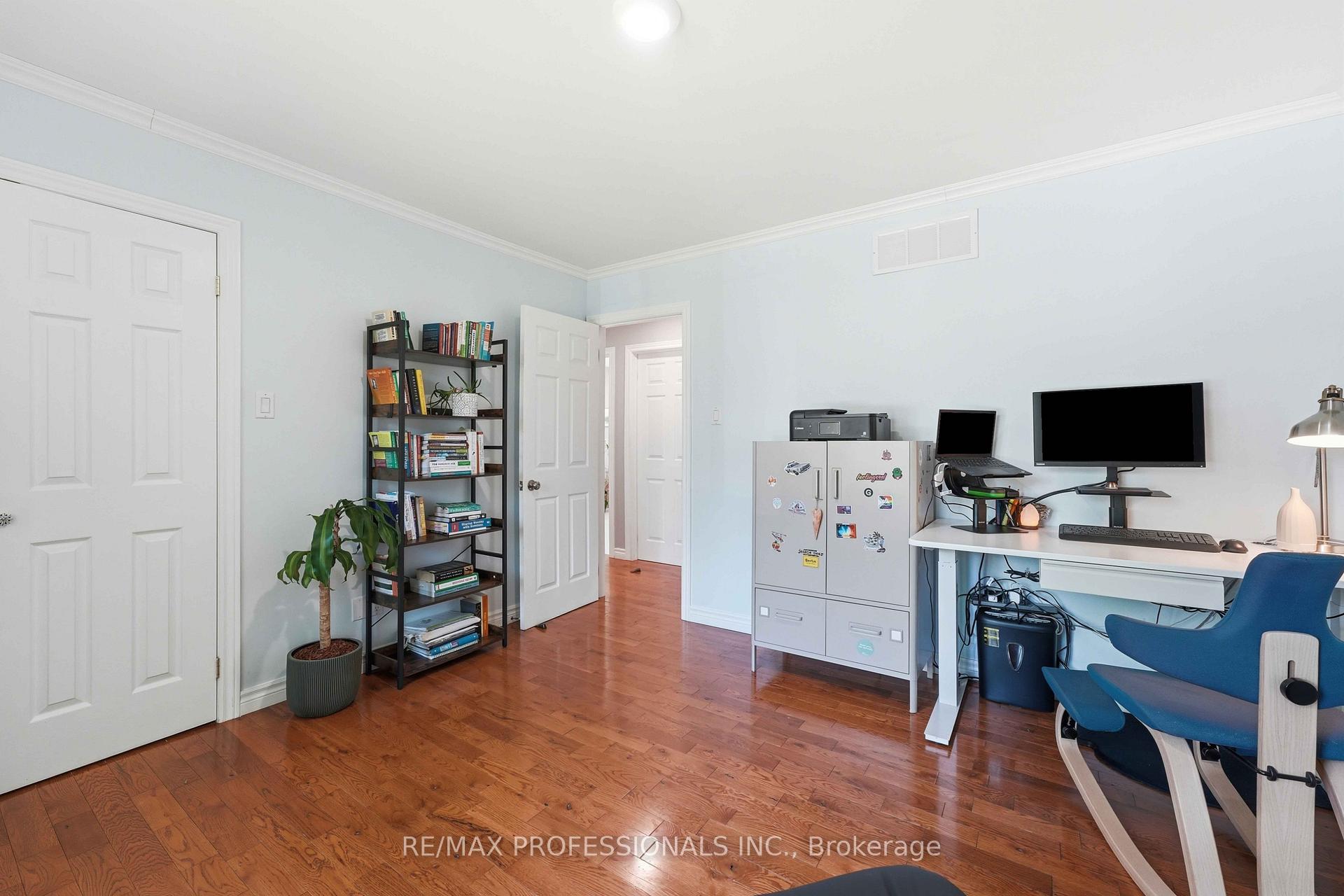 Photo 24 of 101 Maple Avenue, Georgina, Sutton & Jackson's Point — HOMEH