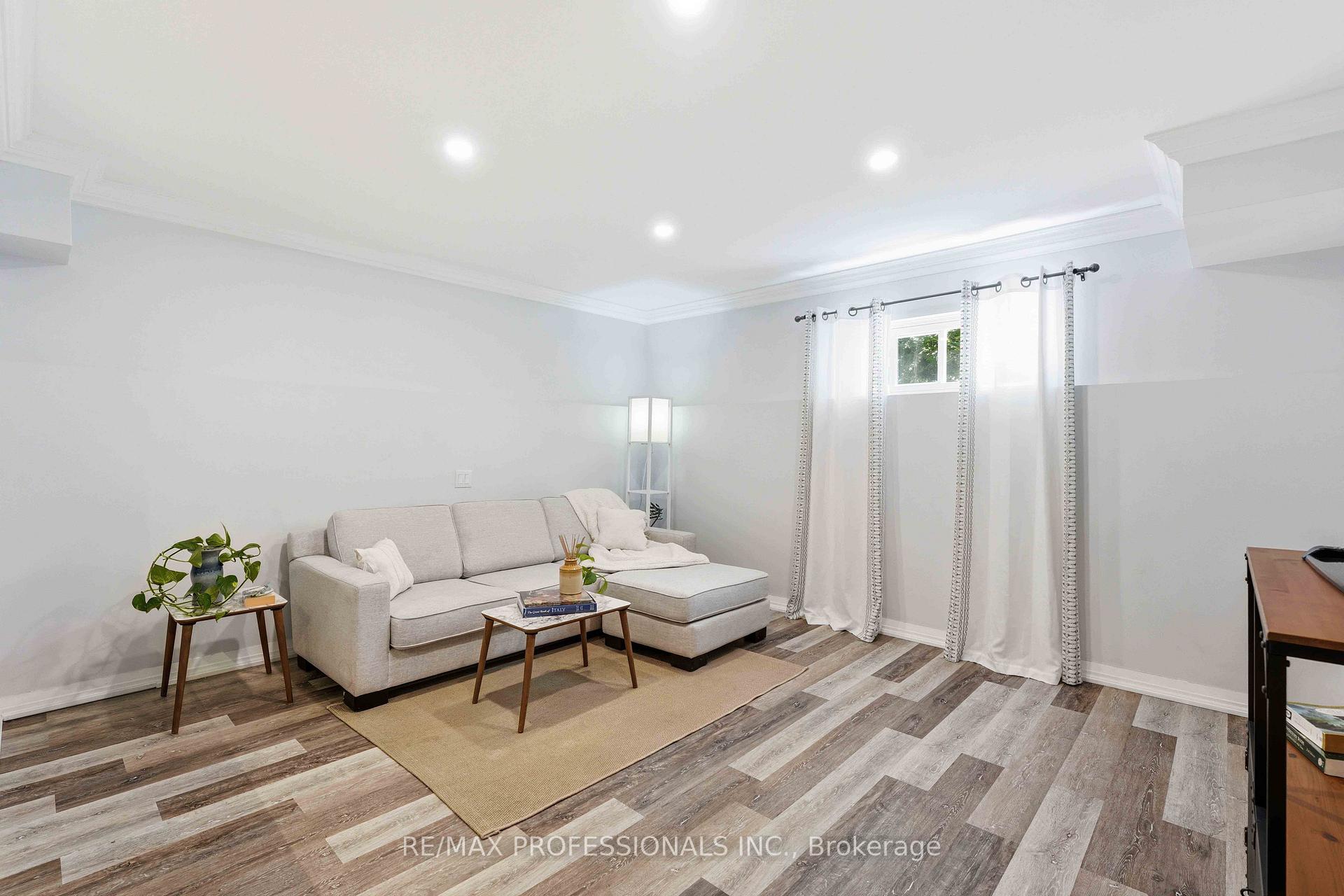 Photo 31 of 101 Maple Avenue, Georgina, Sutton & Jackson's Point — HOMEH