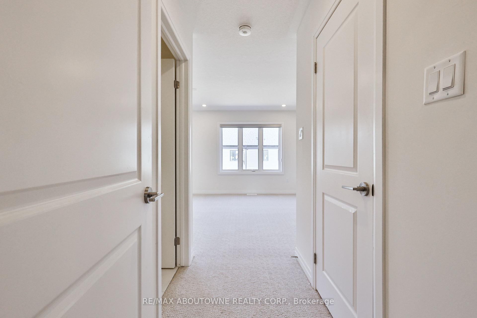Photo 23 of 9 Wakeling Drive, Brantford, Northwest Industrial — HOMEH
