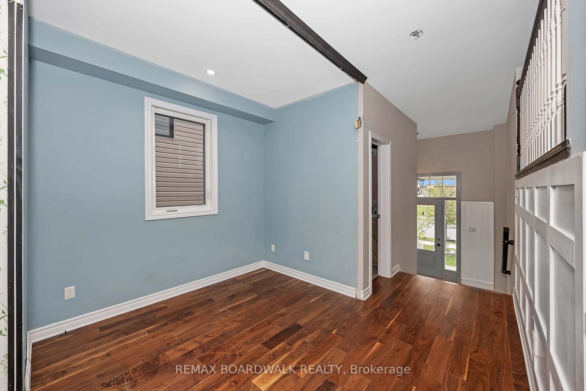 Photo 11 of 648 Decoeur Drive, Ottawa, Avalon West — HOMEH