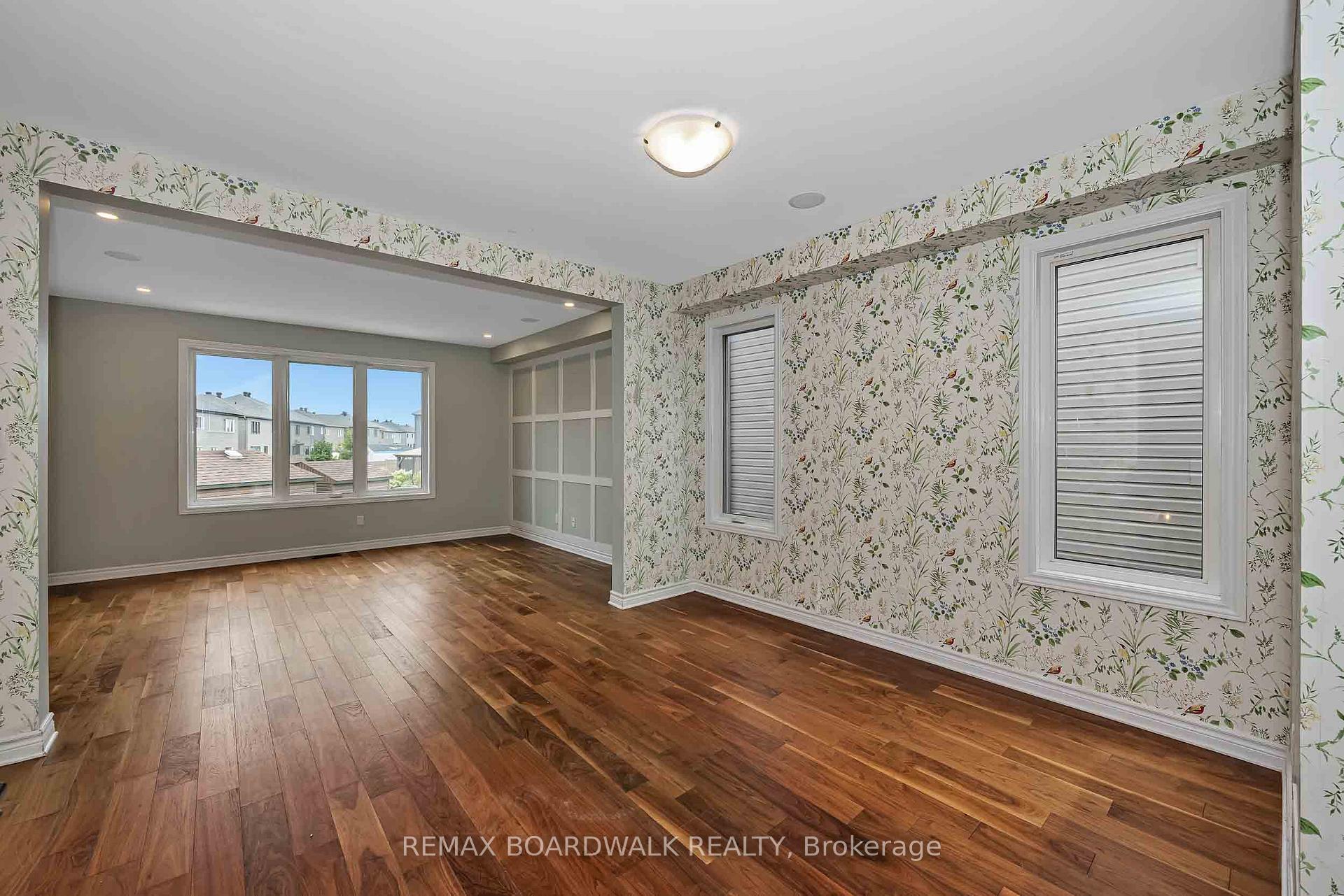 Photo 12 of 648 Decoeur Drive, Ottawa, Avalon West — HOMEH