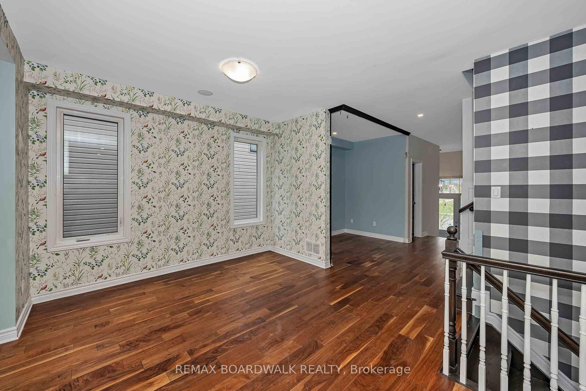 Photo 13 of 648 Decoeur Drive, Ottawa, Avalon West — HOMEH