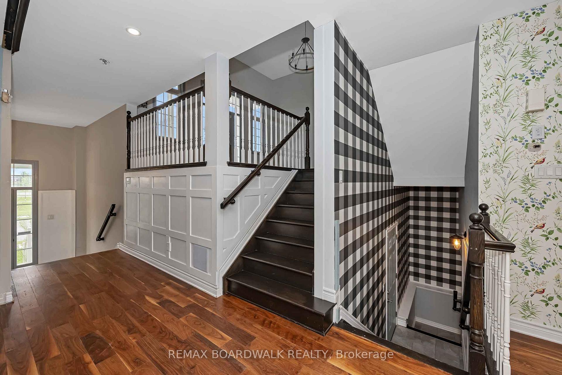 Photo 24 of 648 Decoeur Drive, Ottawa, Avalon West — HOMEH