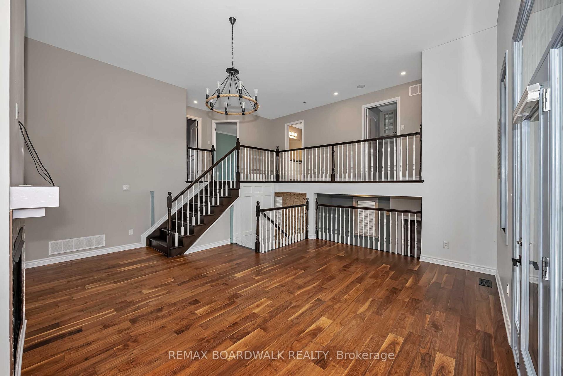 Photo 28 of 648 Decoeur Drive, Ottawa, Avalon West — HOMEH