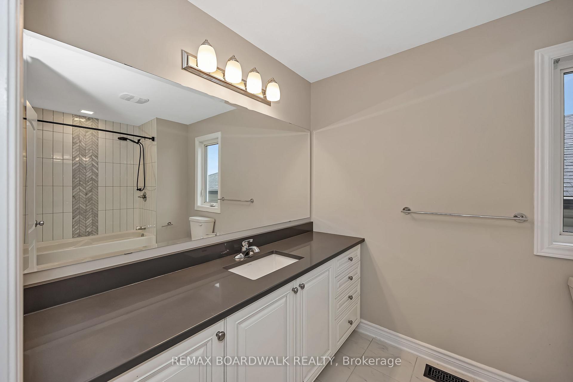 Photo 39 of 648 Decoeur Drive, Ottawa, Avalon West — HOMEH