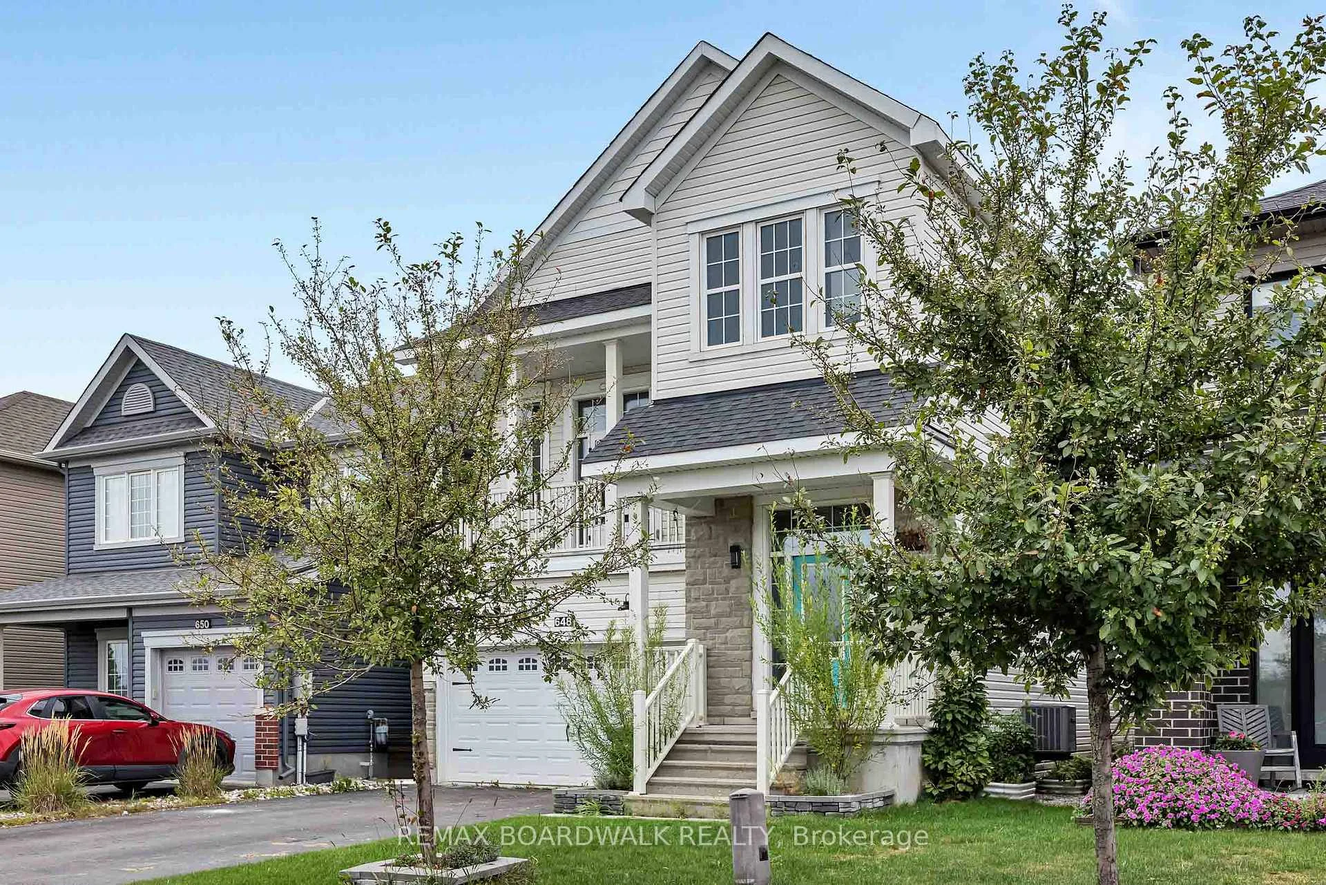 Photo 4 of 648 Decoeur Drive, Ottawa, Avalon West — HOMEH