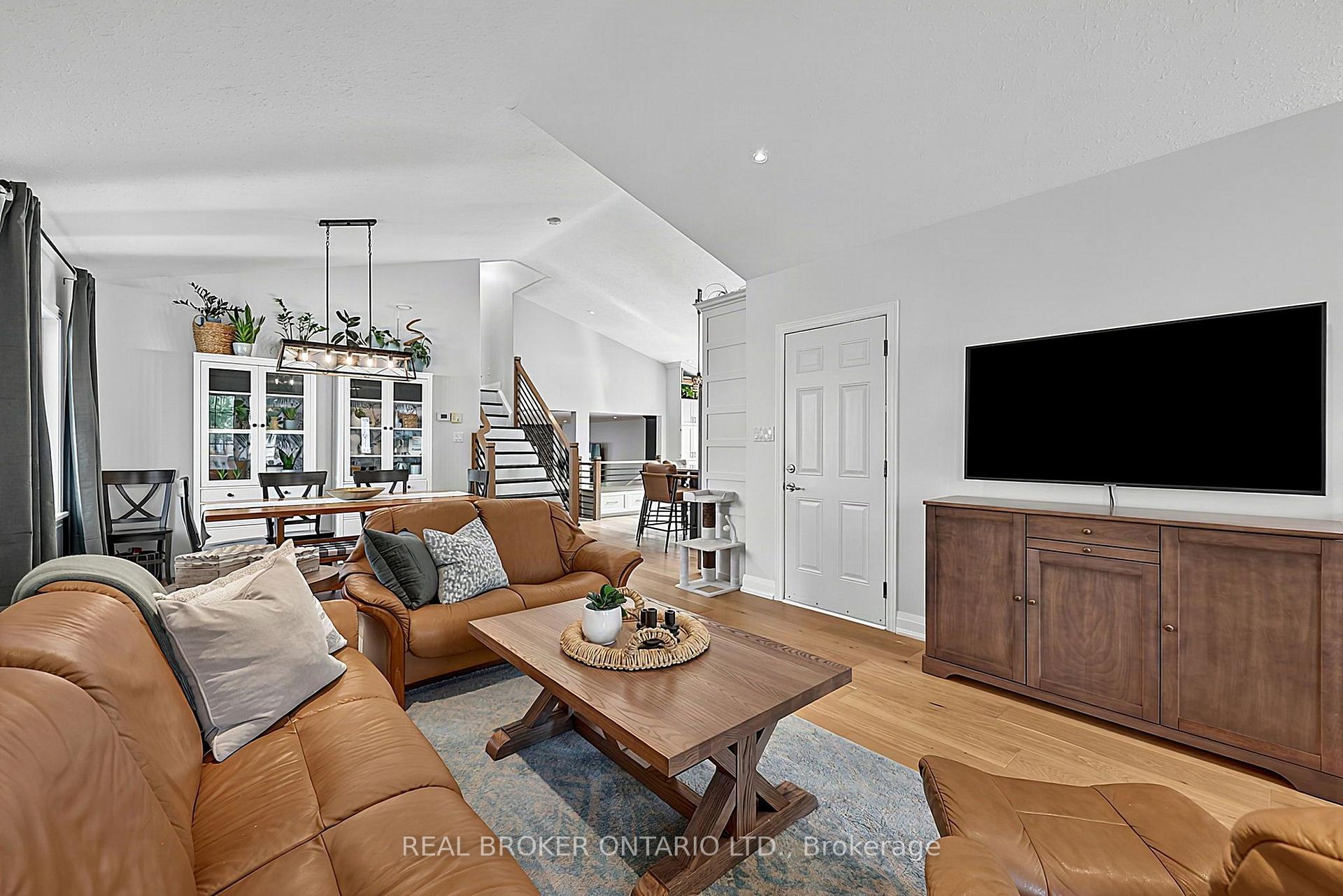 Photo 13 of 45 Sheffield Street, Southgate — HOMEH