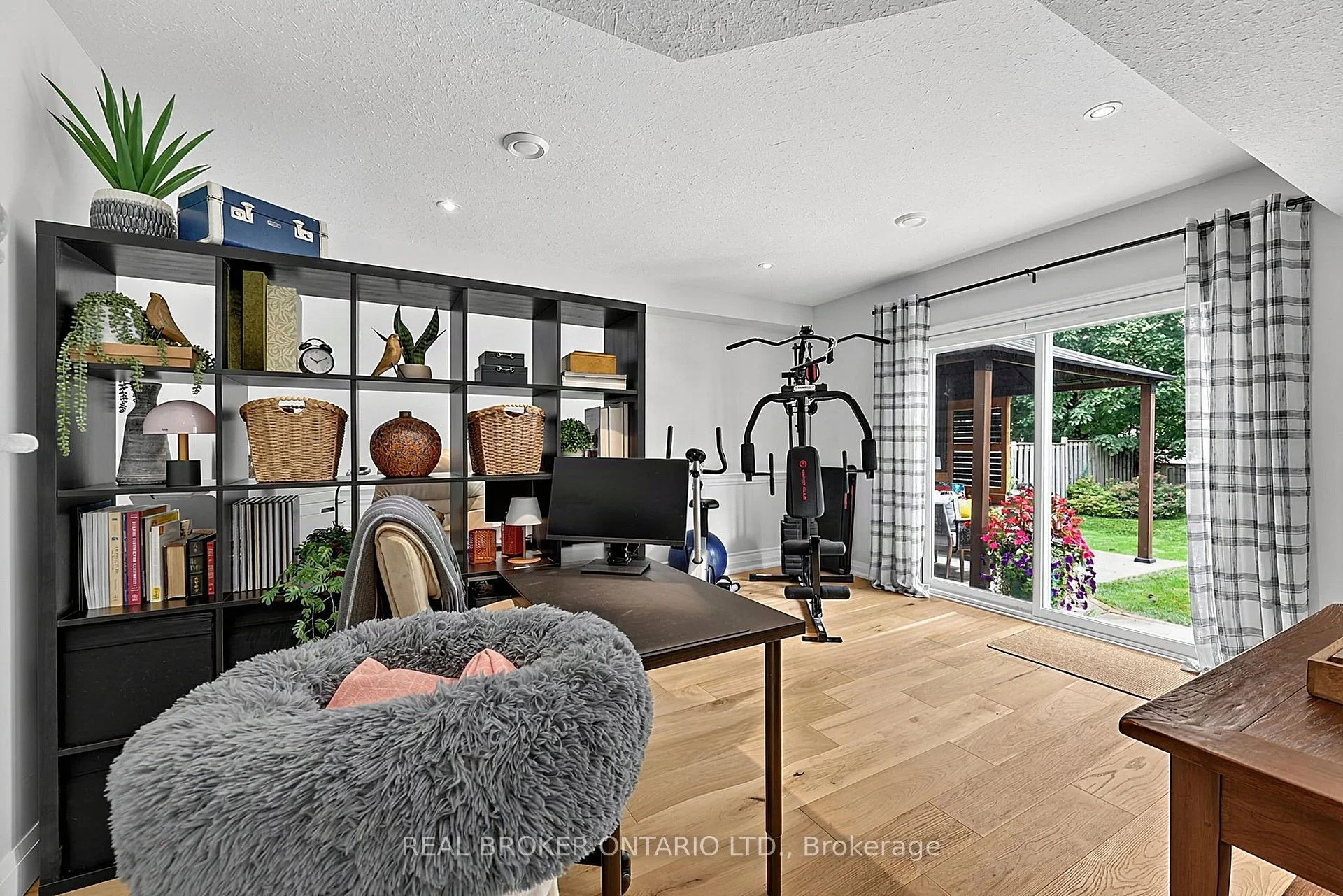 Photo 25 of 45 Sheffield Street, Southgate — HOMEH