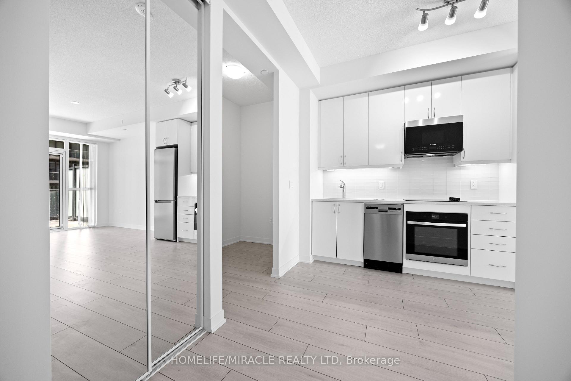 Photo 12 of Unit 607, 38 Annie Craig Drive, Etobicoke, Mimico — HOMEH