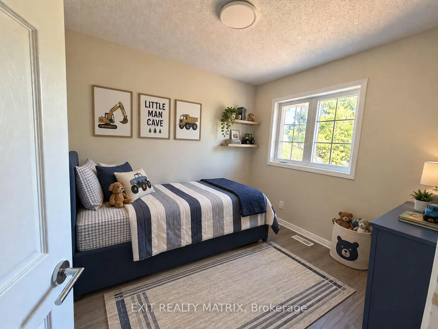 Photo 6 of 155 Margrave Avenue, Ottawa, Hunt Club Park/Greenboro — HOMEH