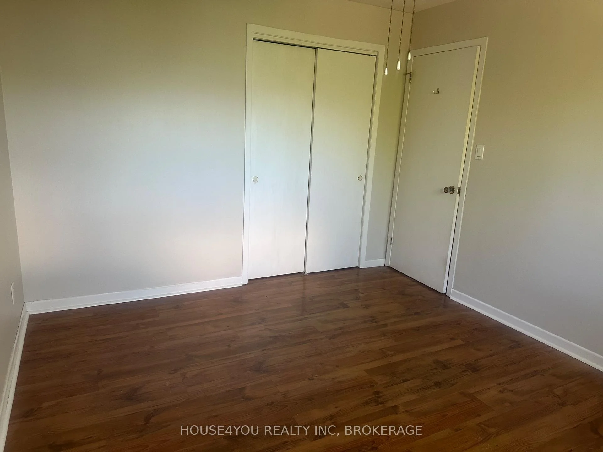 Photo 22 of 251 St Augustine Drive, St. Catharines, Secord Woods — HOMEH