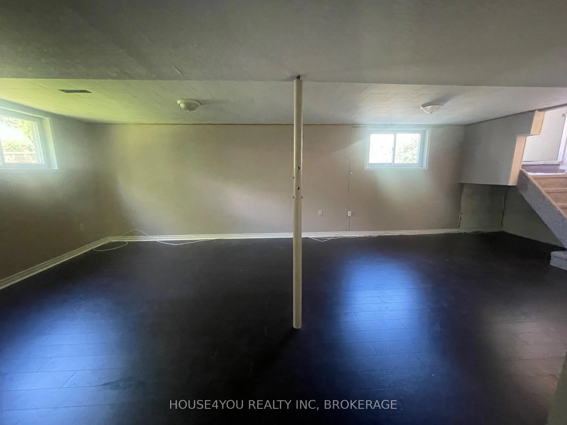 Photo 34 of 251 St Augustine Drive, St. Catharines, Secord Woods — HOMEH