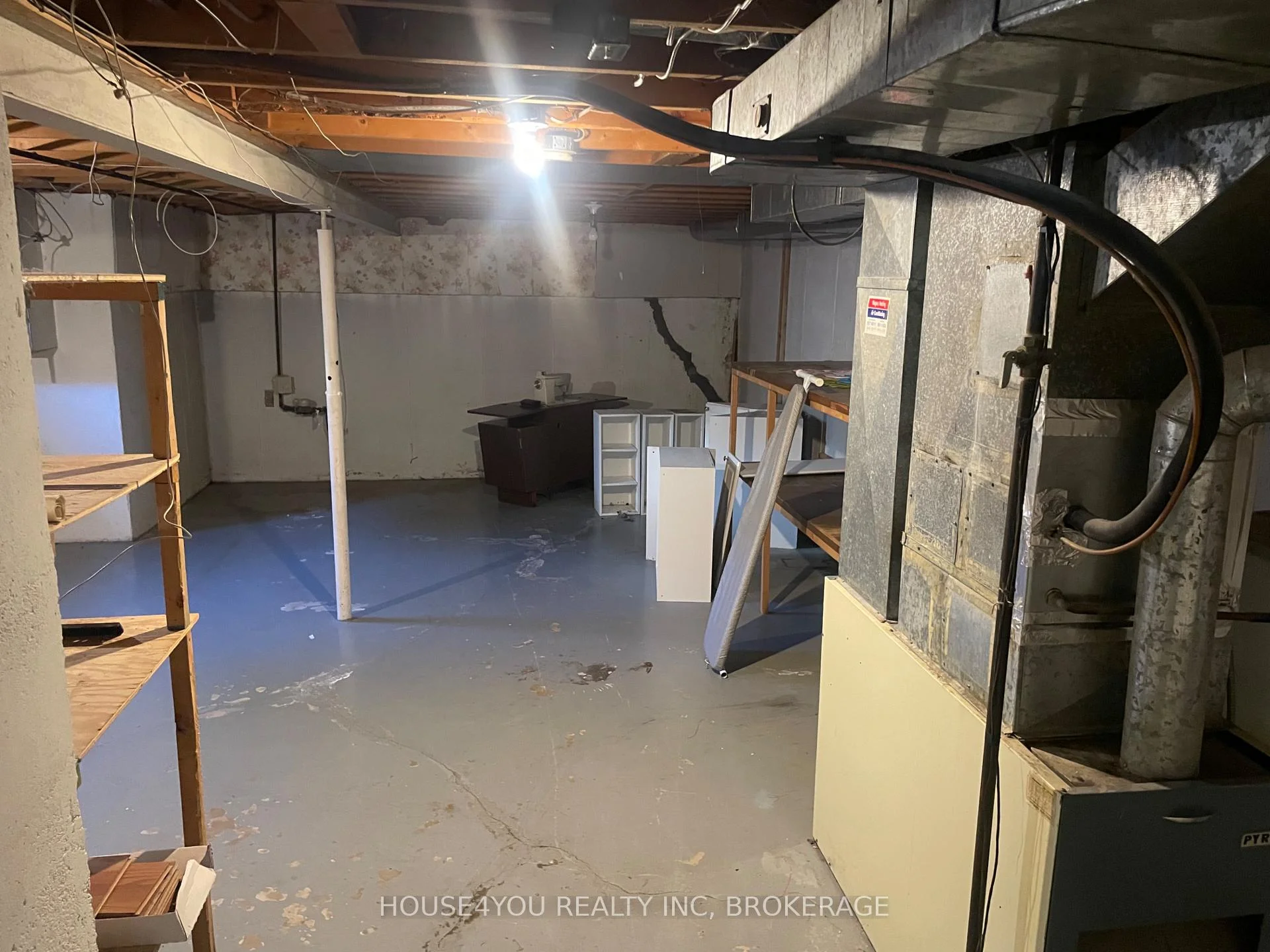Photo 38 of 251 St Augustine Drive, St. Catharines, Secord Woods — HOMEH