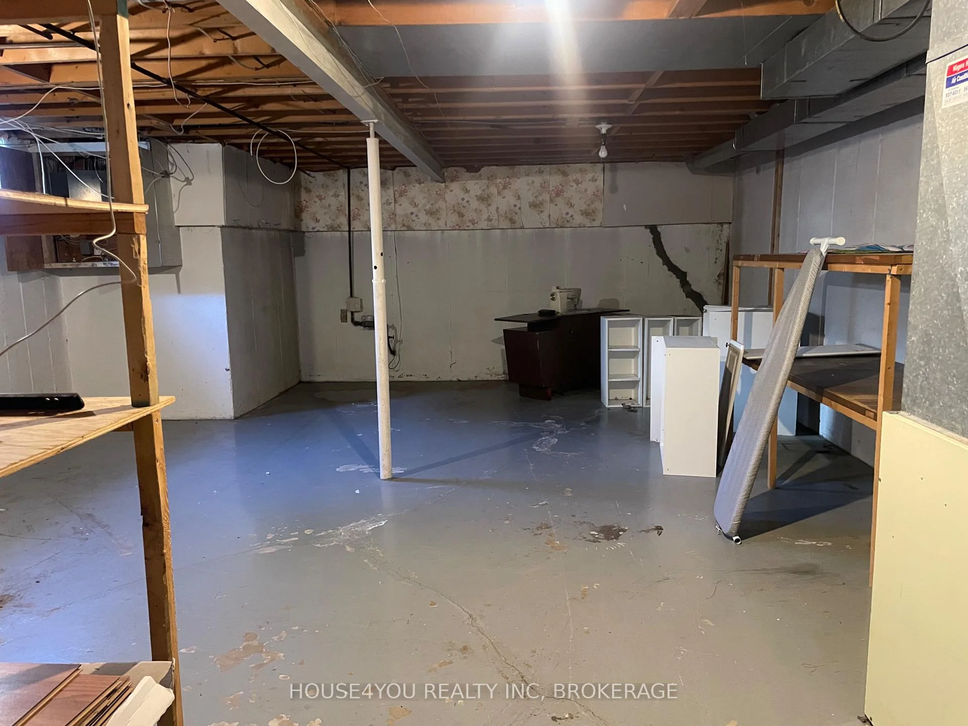 Photo 44 of 251 St Augustine Drive, St. Catharines, Secord Woods — HOMEH