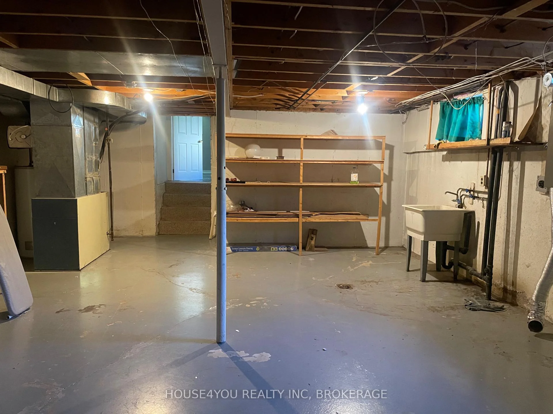 Photo 46 of 251 St Augustine Drive, St. Catharines, Secord Woods — HOMEH
