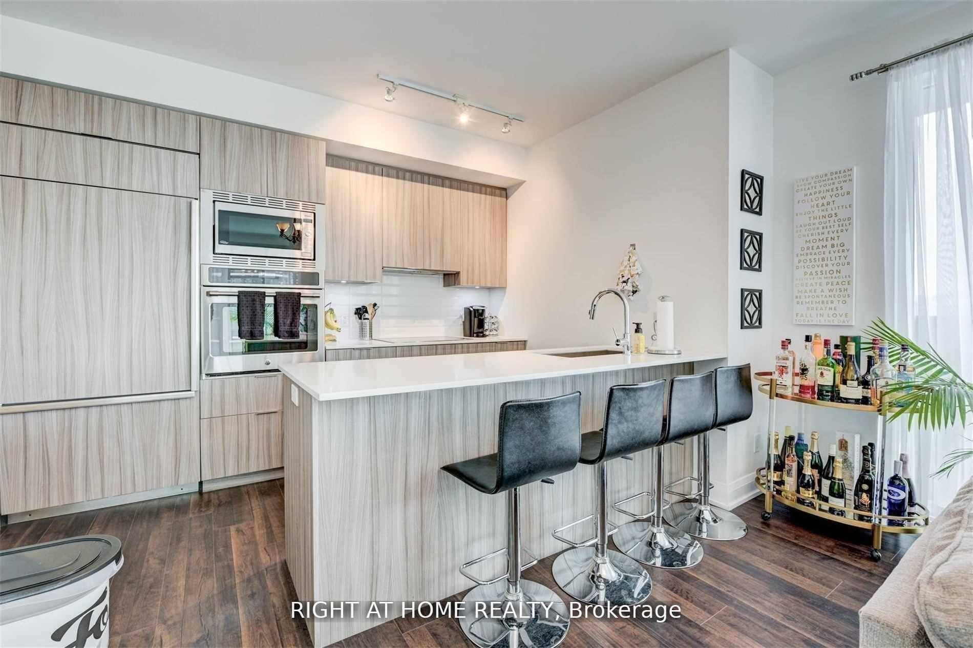 Photo 2 of Unit 1803, 56 Annie Craig Drive, Etobicoke, Mimico — HOMEH