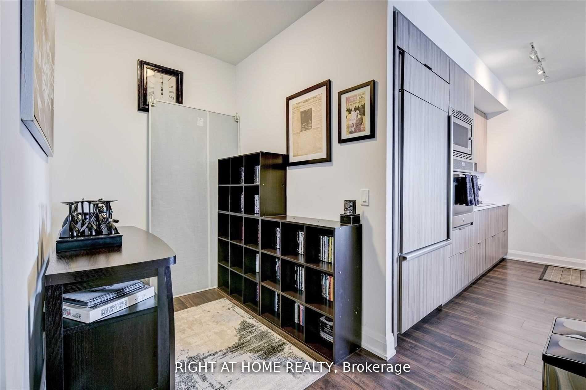 Photo 11 of Unit 1803, 56 Annie Craig Drive, Etobicoke, Mimico — HOMEH