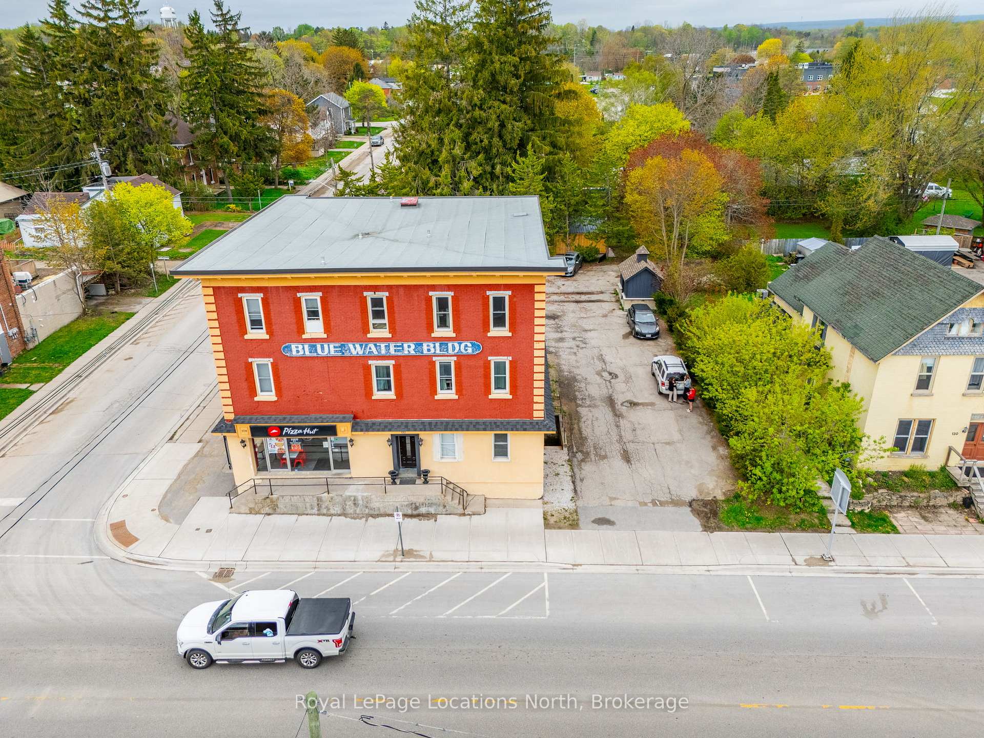Photo of Unit 301, 110 Sykes Street N