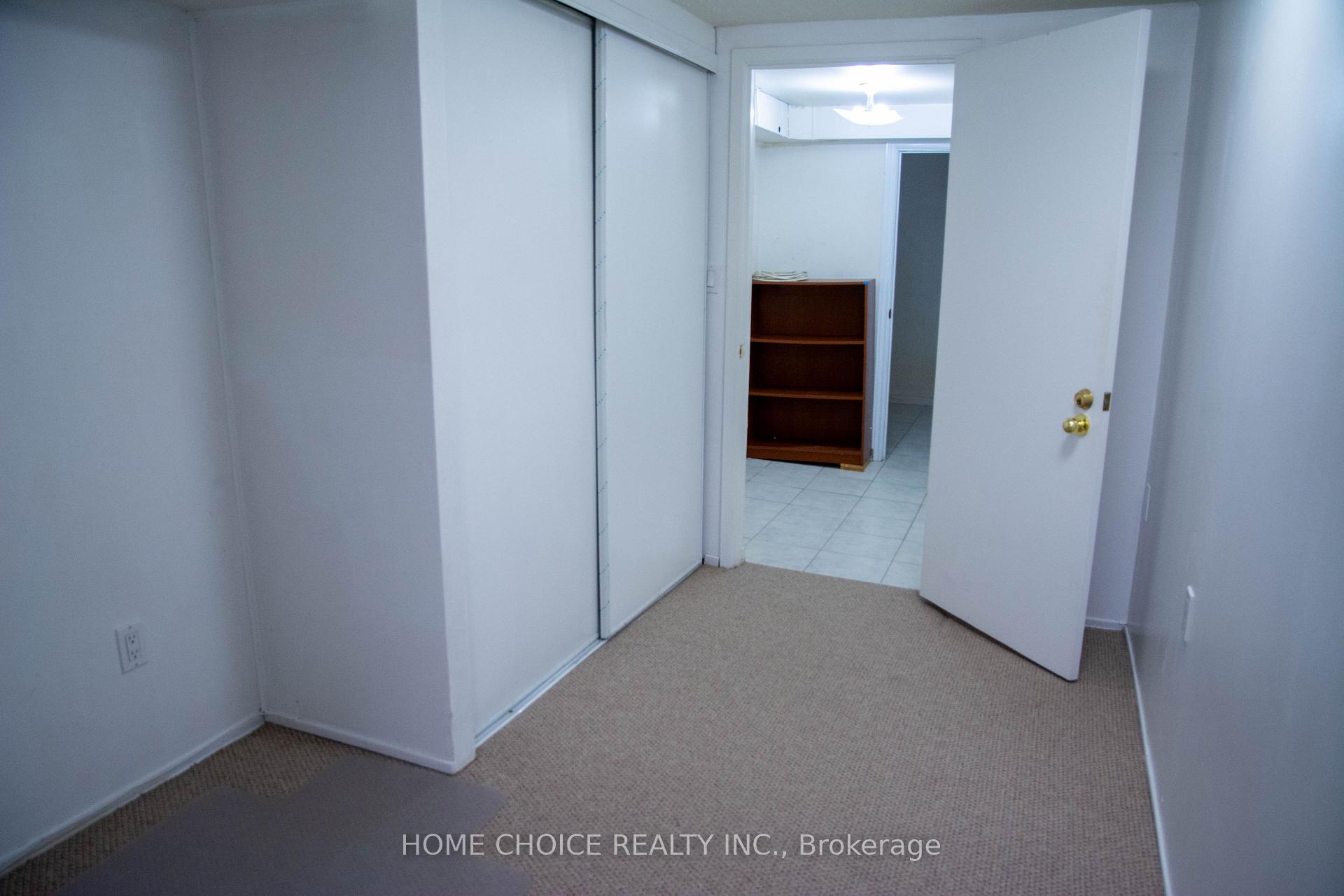 Photo 18 of 28 Tangle Briarway, North York, Bayview Village — HOMEH