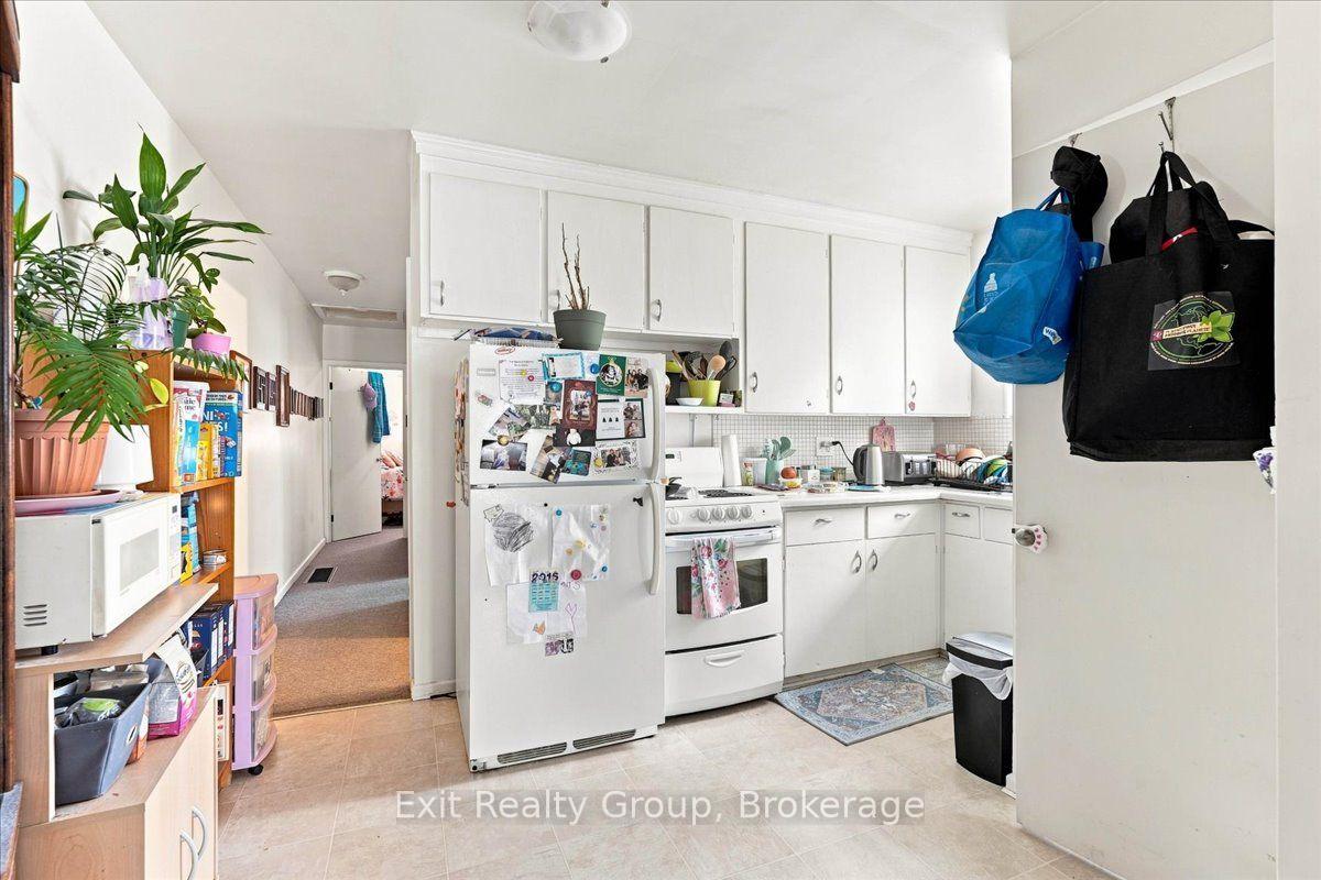 Photo 10 of 465 Dundas Street W, Belleville, Belleville Ward — HOMEH