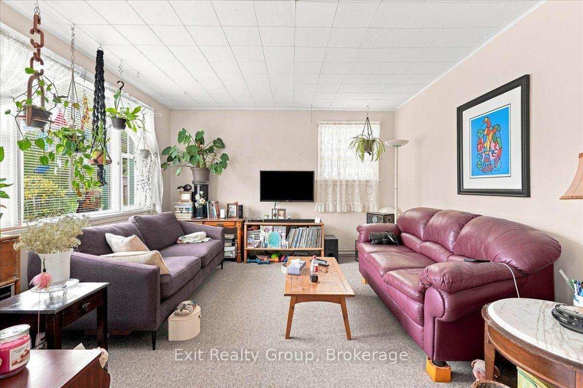 Photo 17 of 465 Dundas Street W, Belleville, Belleville Ward — HOMEH