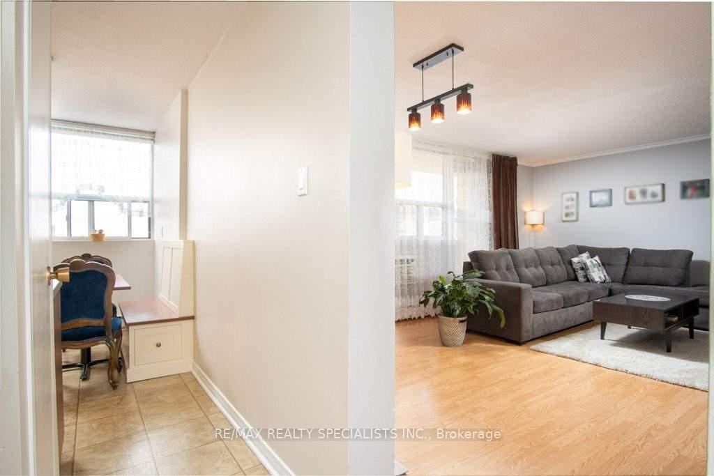 Photo 4 of Unit 601, 700 Dynes Road, Burlington, Roseland — HOMEH