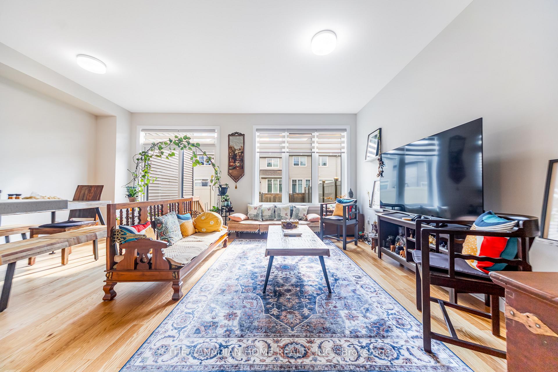 Photo 4 of 921 Clarkia Street, Ottawa, Blossom Park/Kemp Park/Findlay Creek — HOMEH