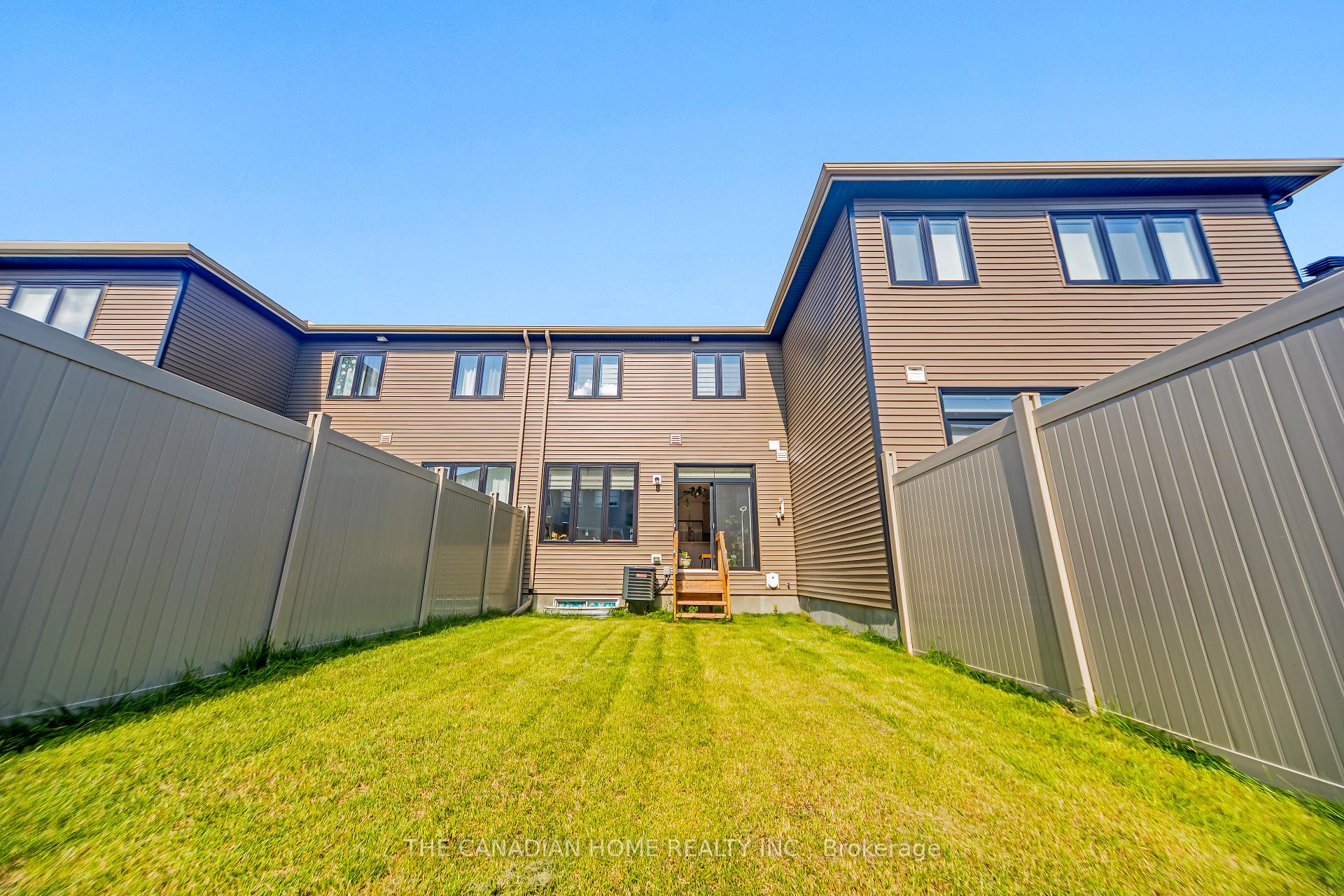 Photo 16 of 921 Clarkia Street, Ottawa, Blossom Park/Kemp Park/Findlay Creek — HOMEH