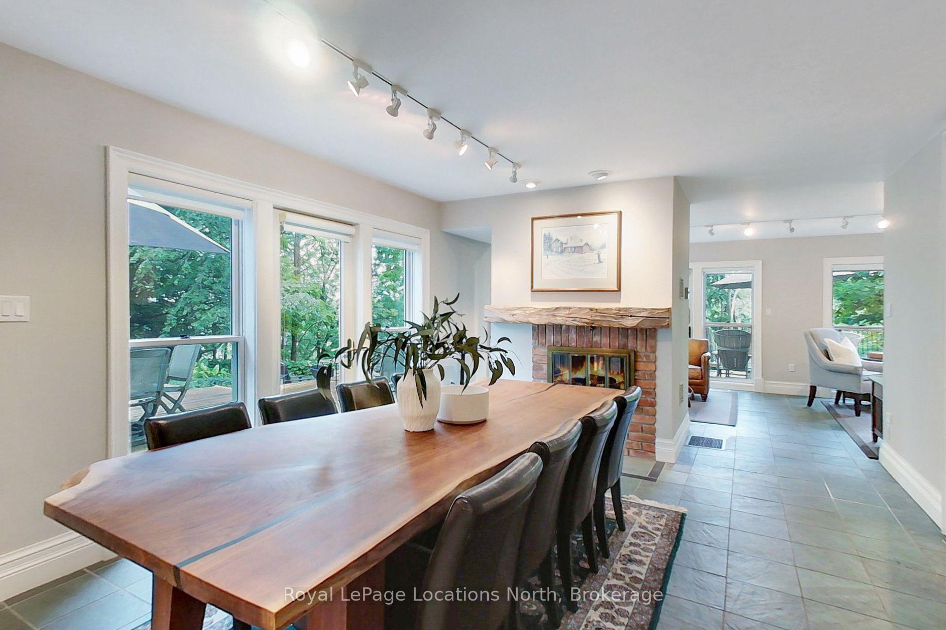Photo 6 of 40 Alice Street E, Blue Mountains — HOMEH